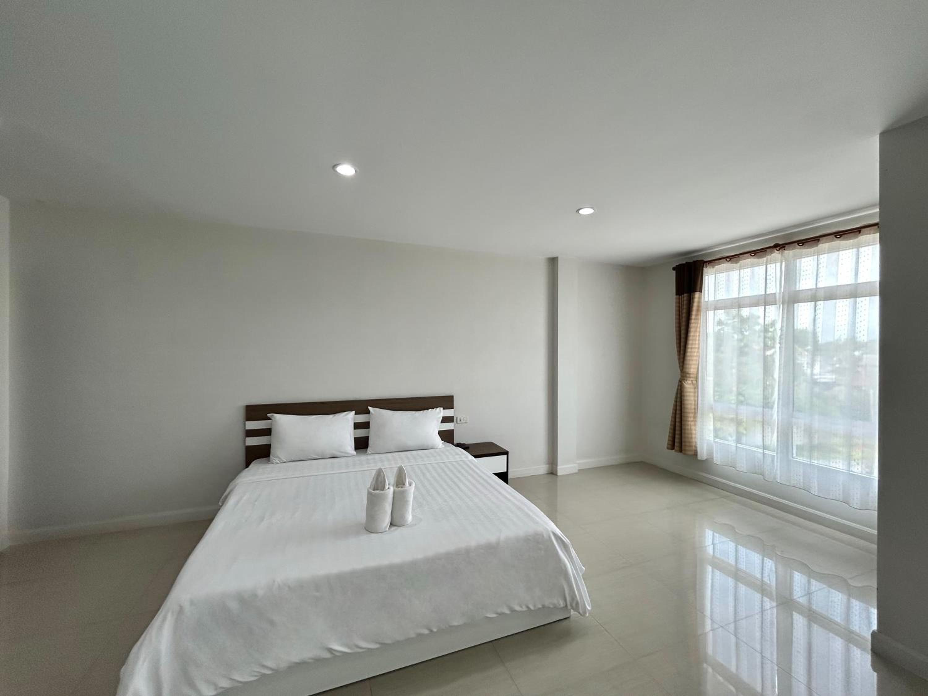 Standard Double Room - Photo 2