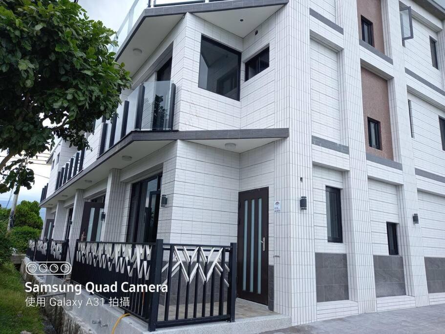 Villa photo 1
