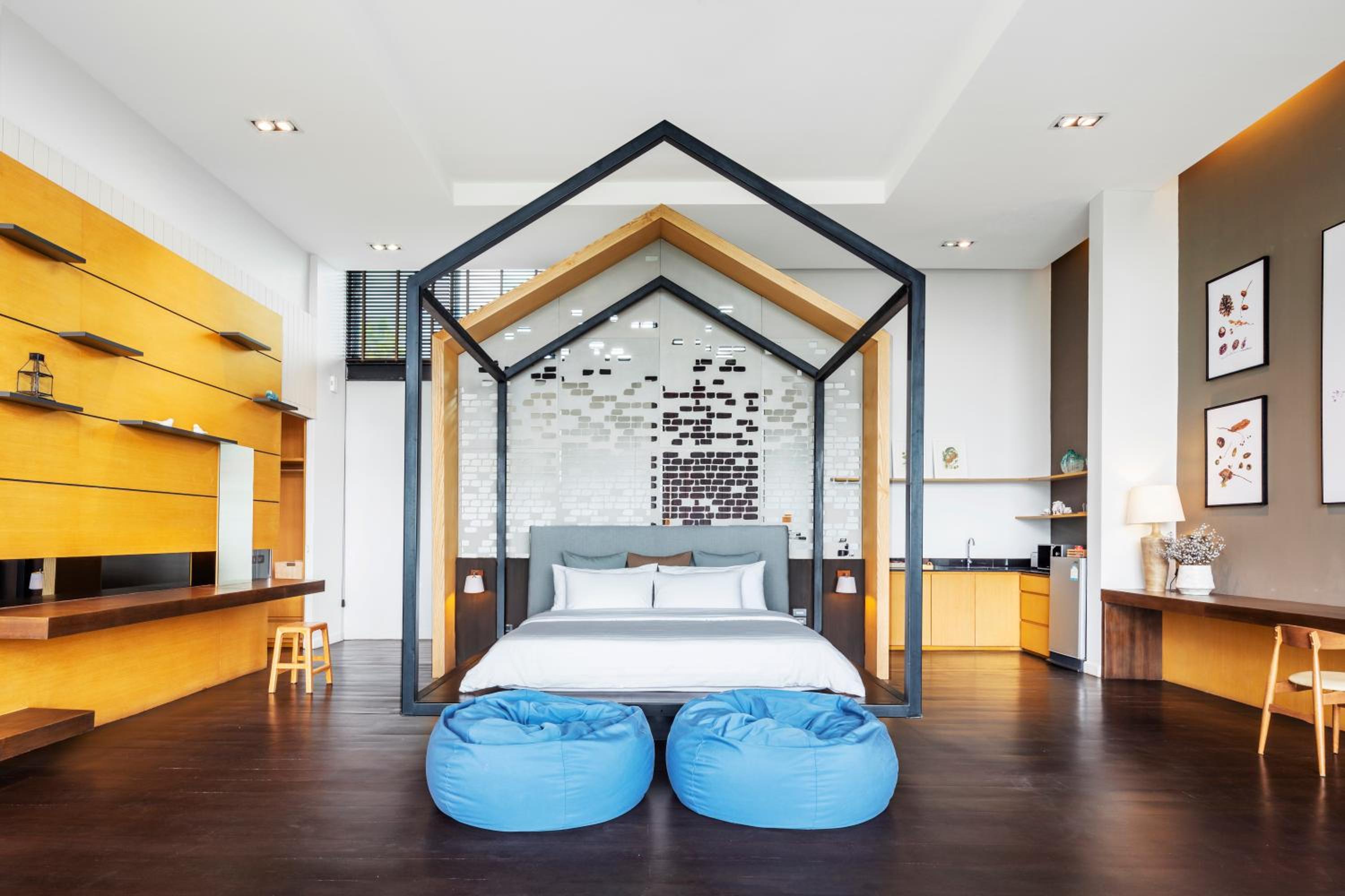 Panoramic Pool Villa with Temperature-Controlled Pool