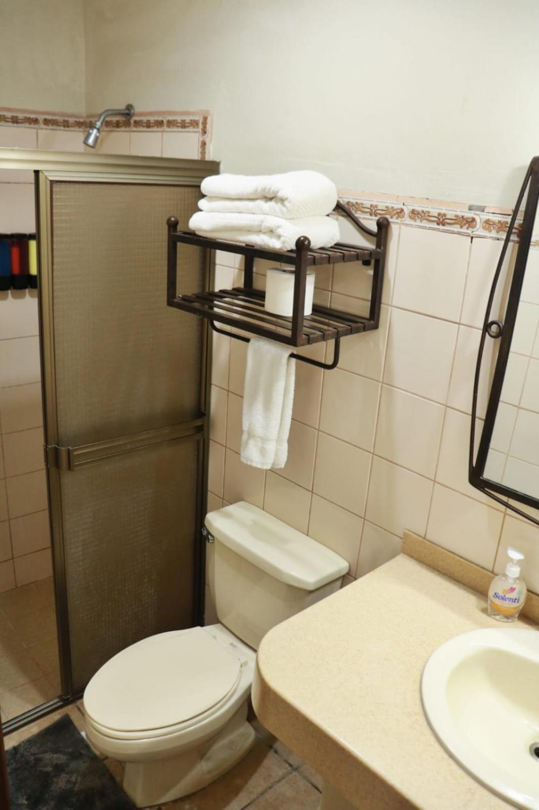 Double Room with Private Bathroom photo 3
