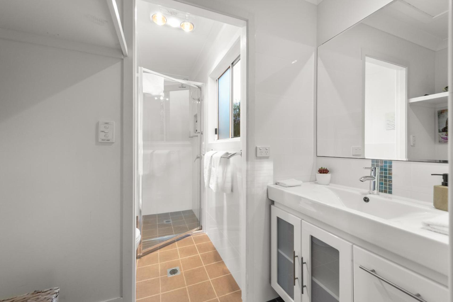Three-Bedroom Townhouse photo 3