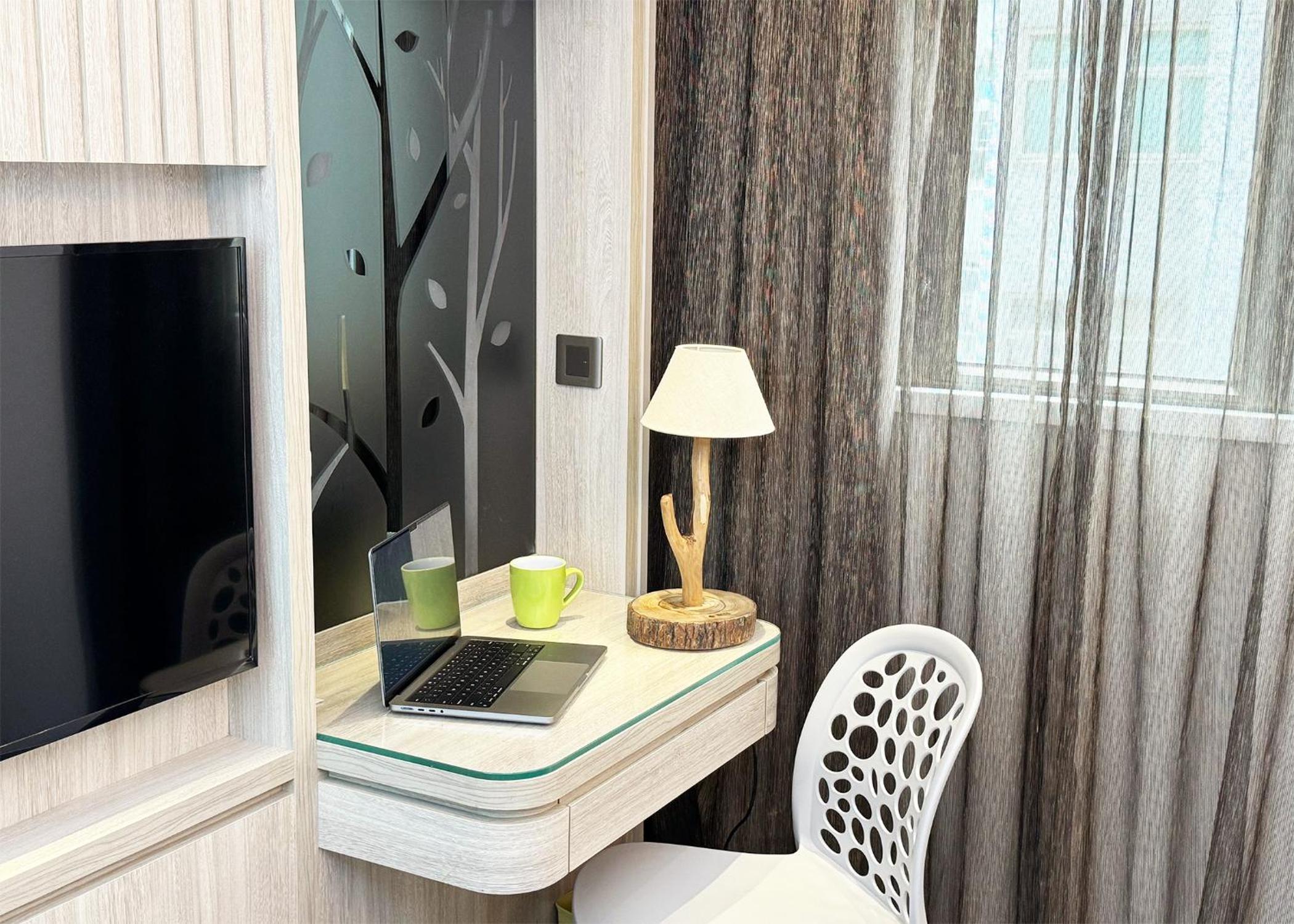 Maple Room (Long Stay Package with Housekeeping Service 2-times/week) photo 3