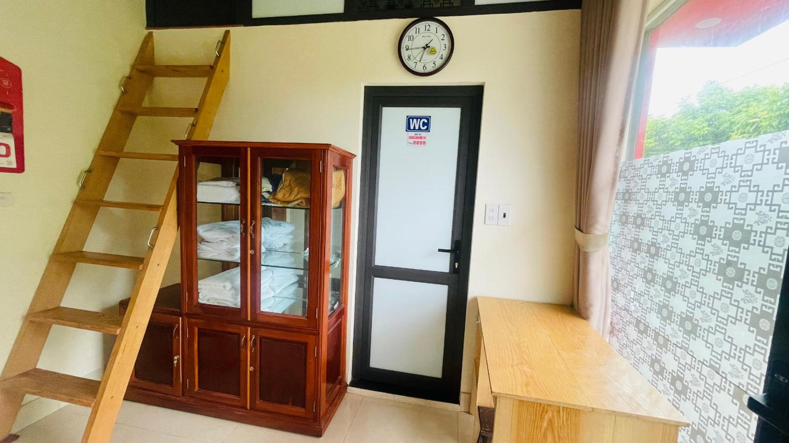 Single Bed in Mixed Dormitory Room photo 1