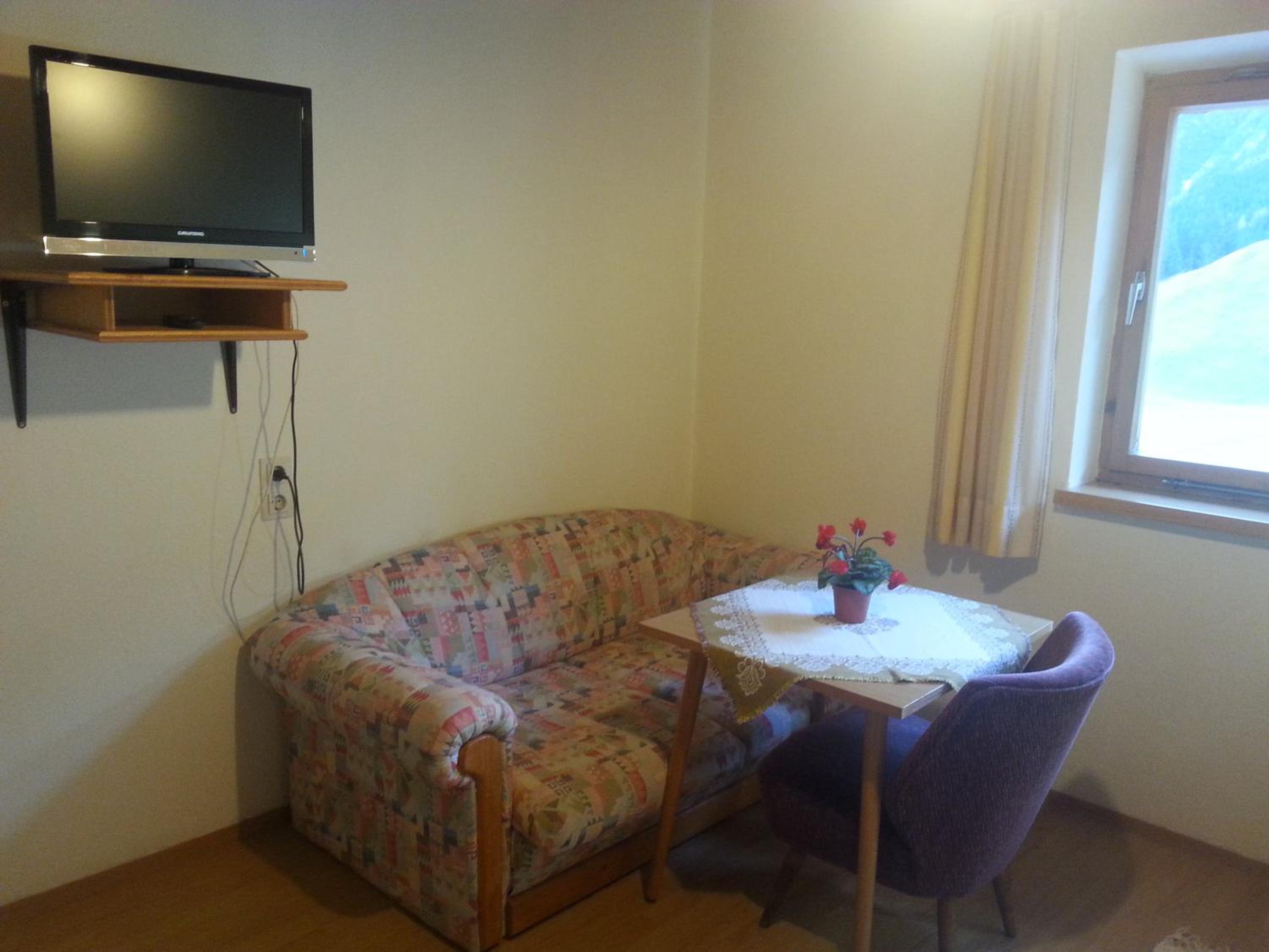 Single Room photo 2