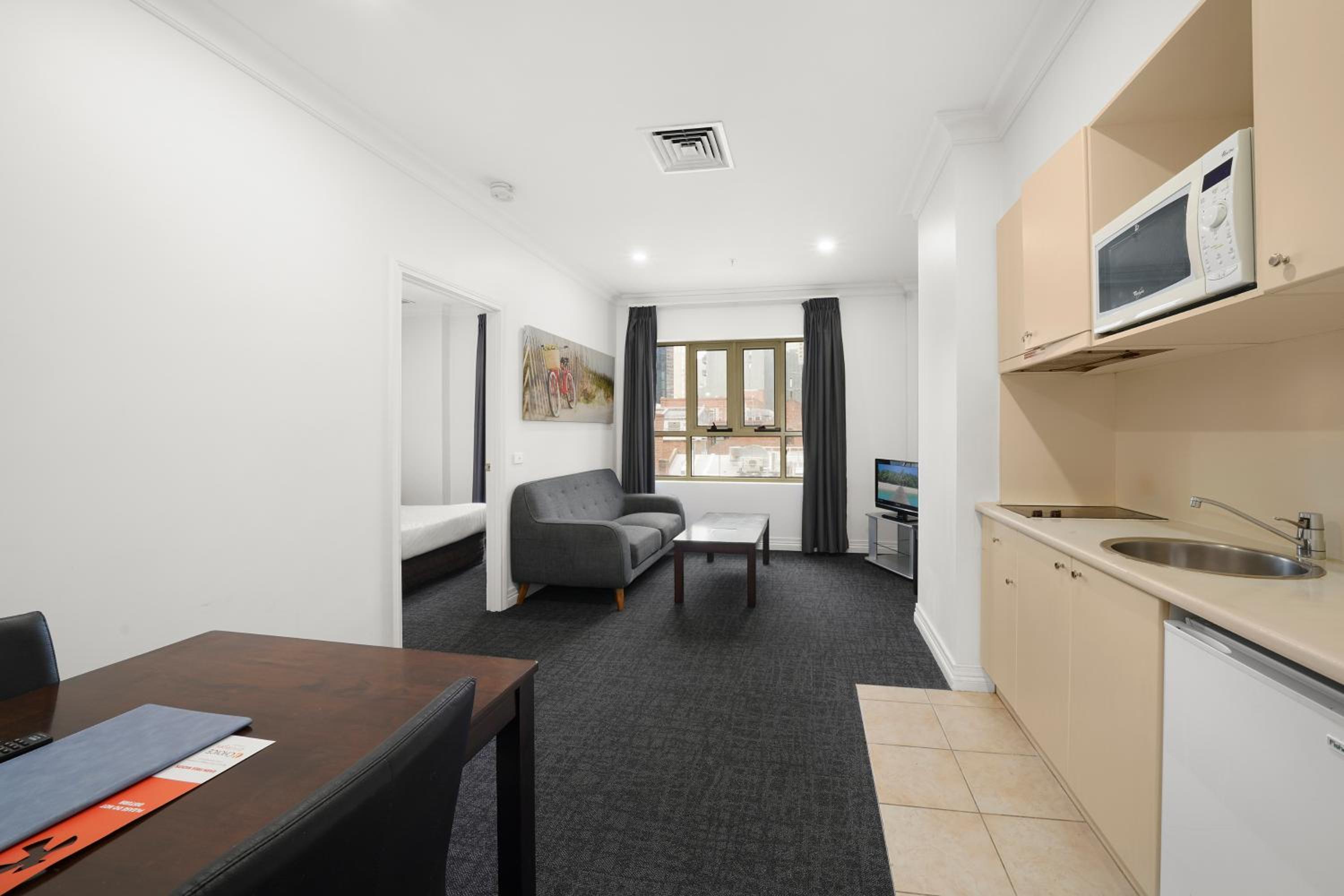 One Bedroom Standard Apartment - Photo 16