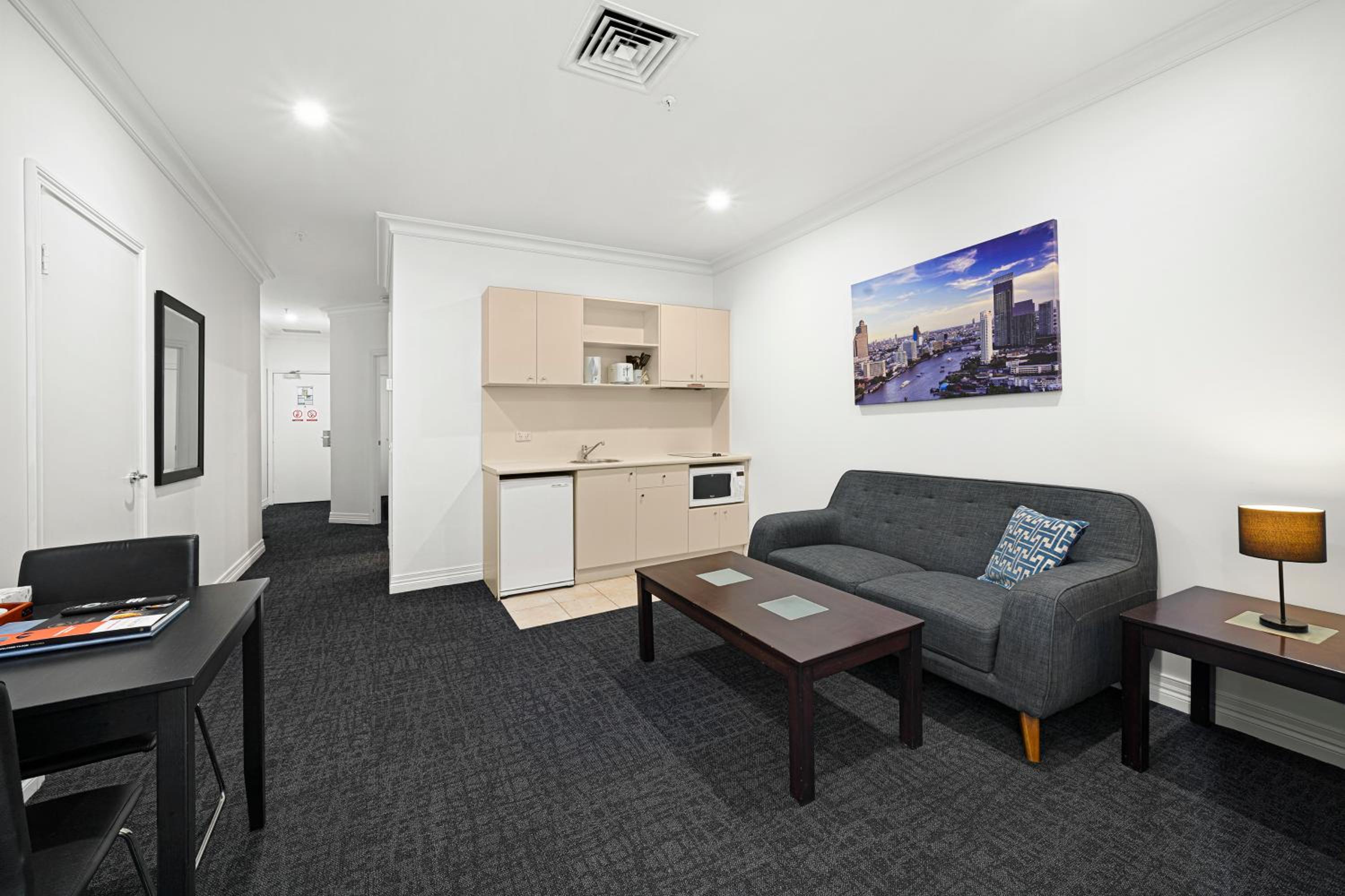 One Bedroom Standard Apartment - Photo 13