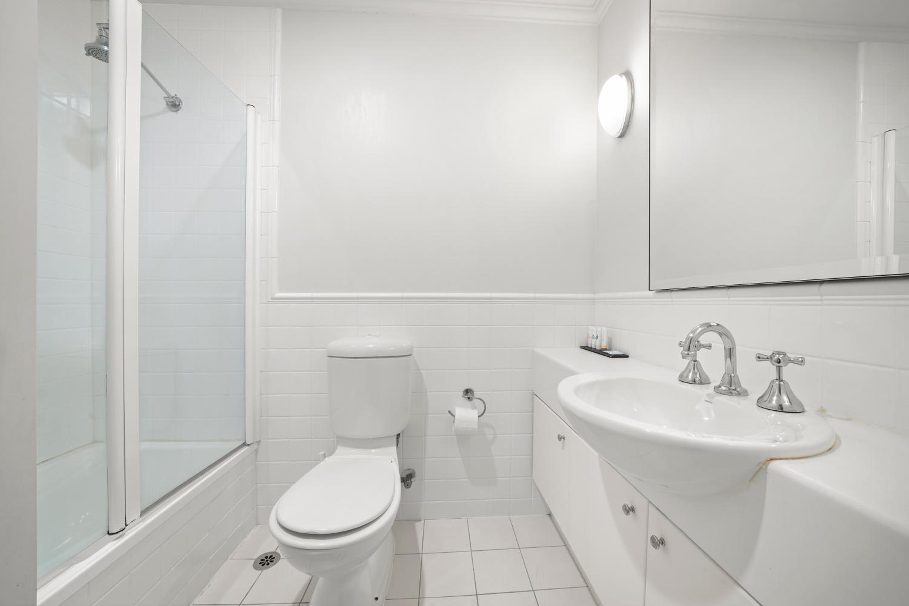 One Bedroom Standard Apartment - Photo 29