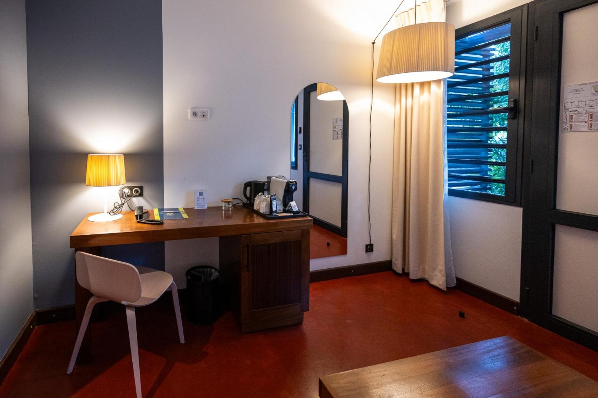 Superior Room - Photo 11
