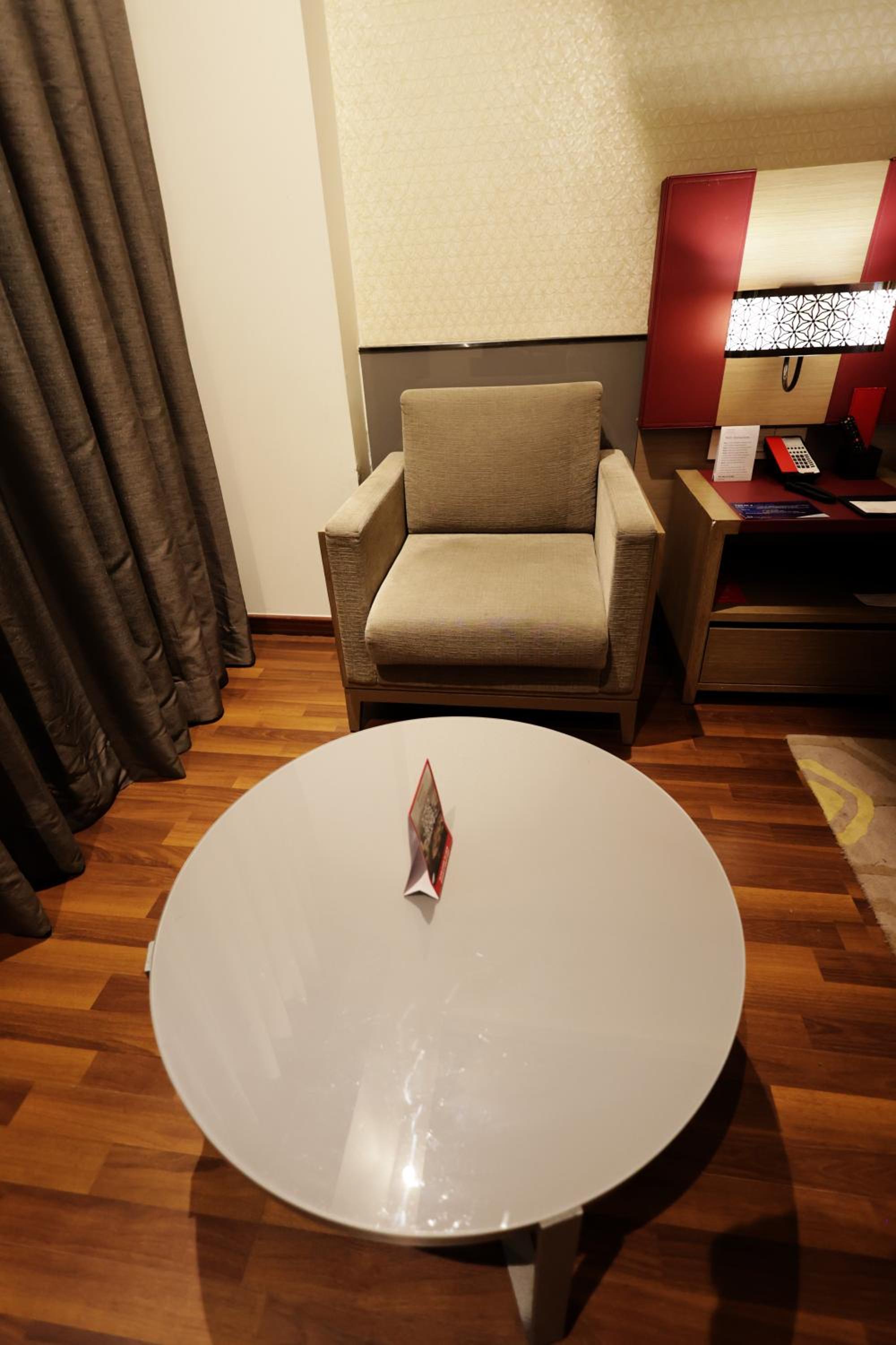 Double Room with 20% discount on food and beverages | Complimentary one way airport transfer until 30th Sep