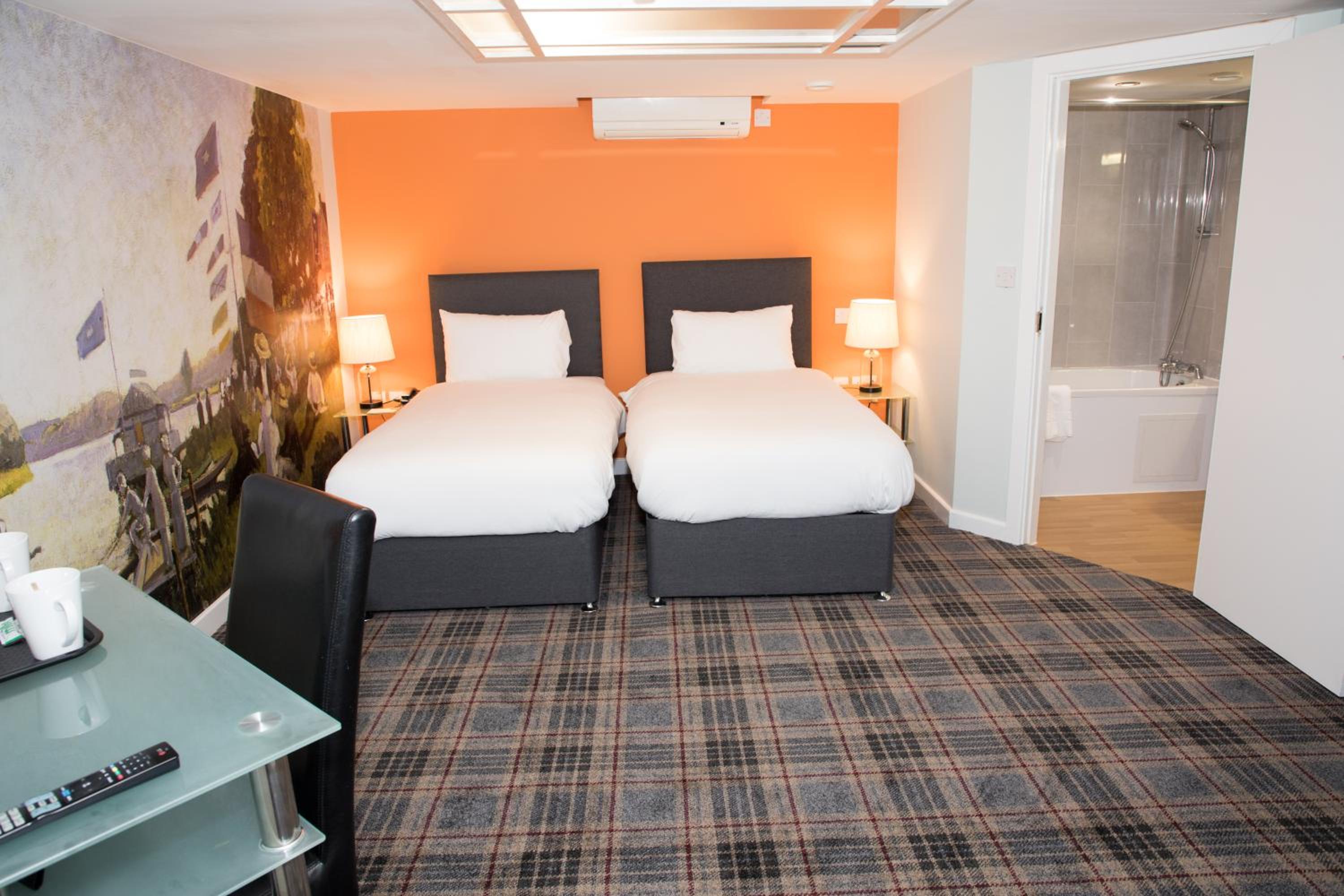 Standard Twin Room Without Window photo 3