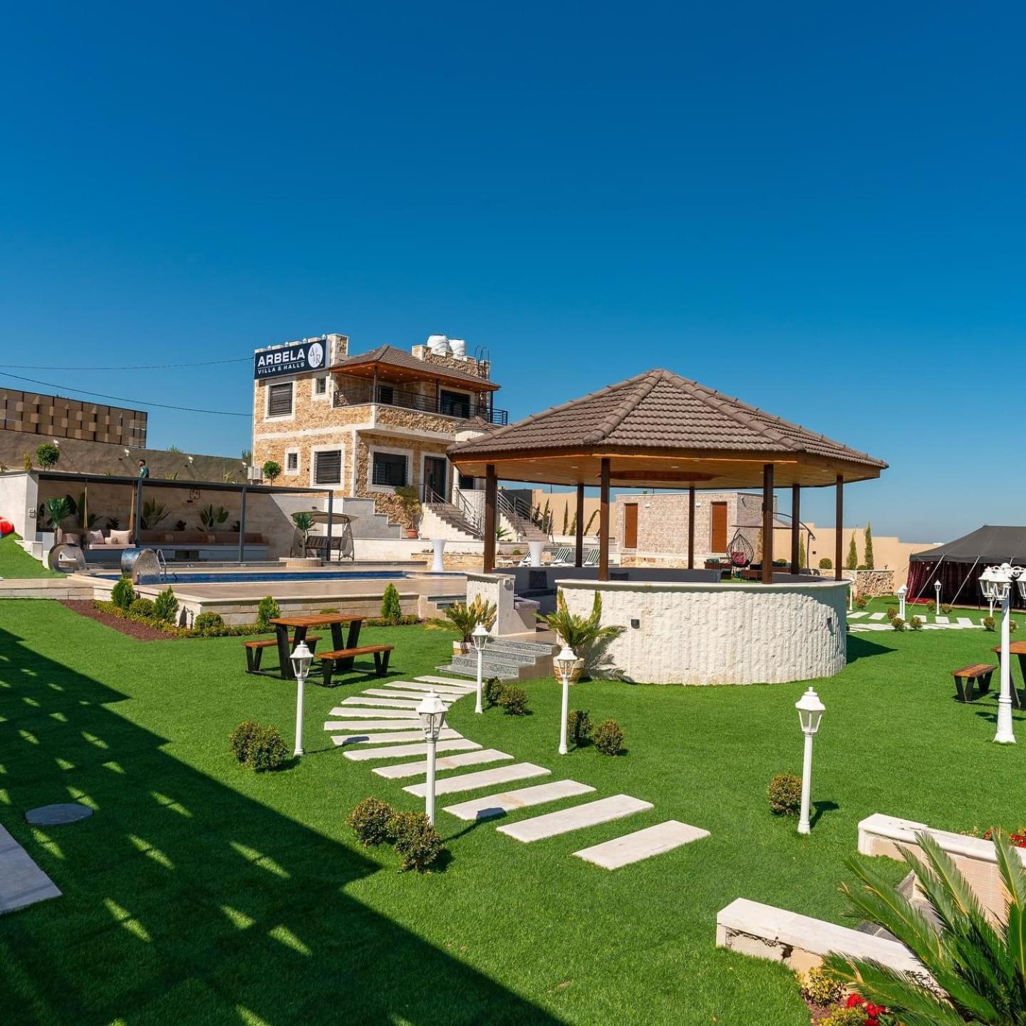 Three-Bedroom Villa photo 1