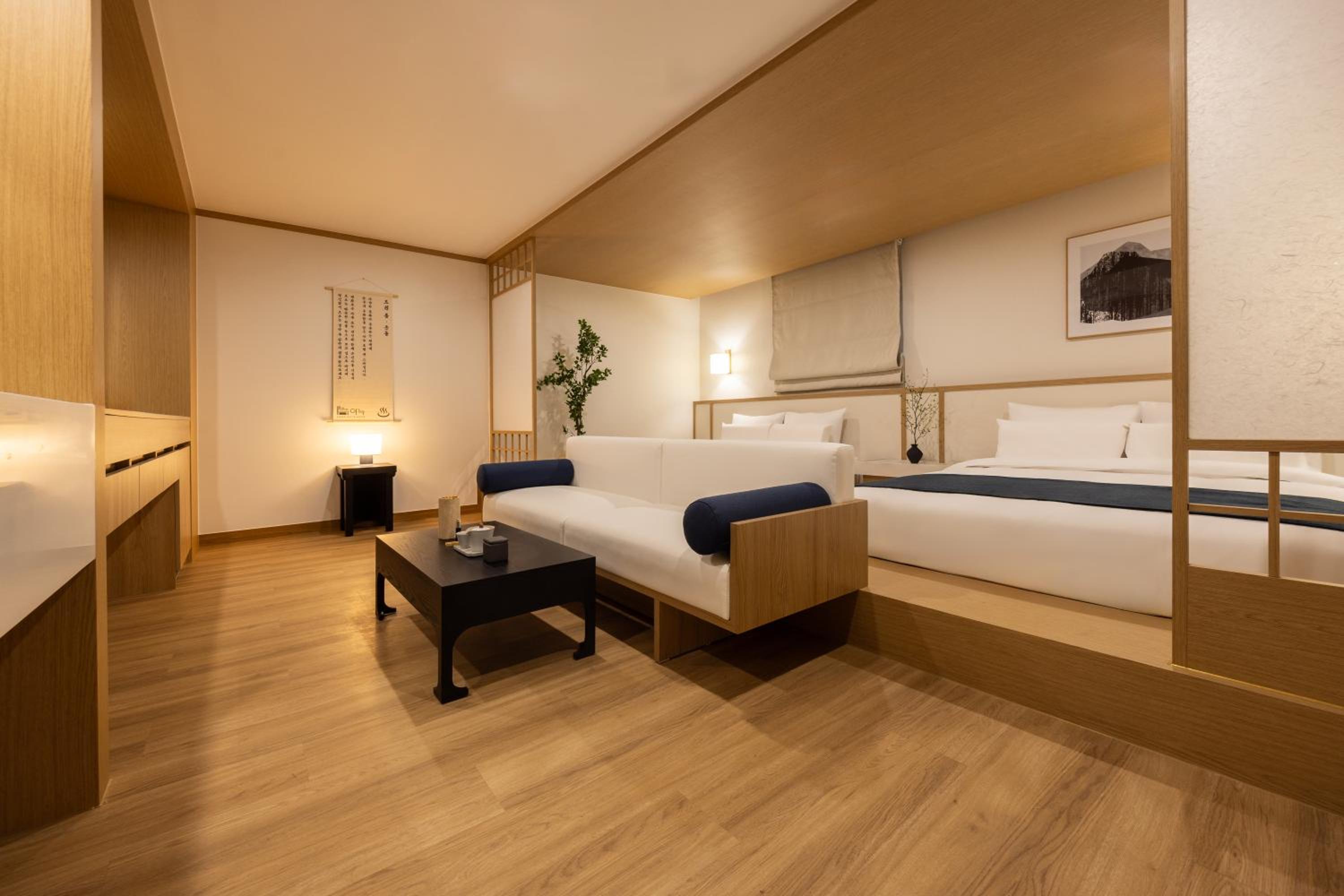 Deluxe Twin Room photo 1