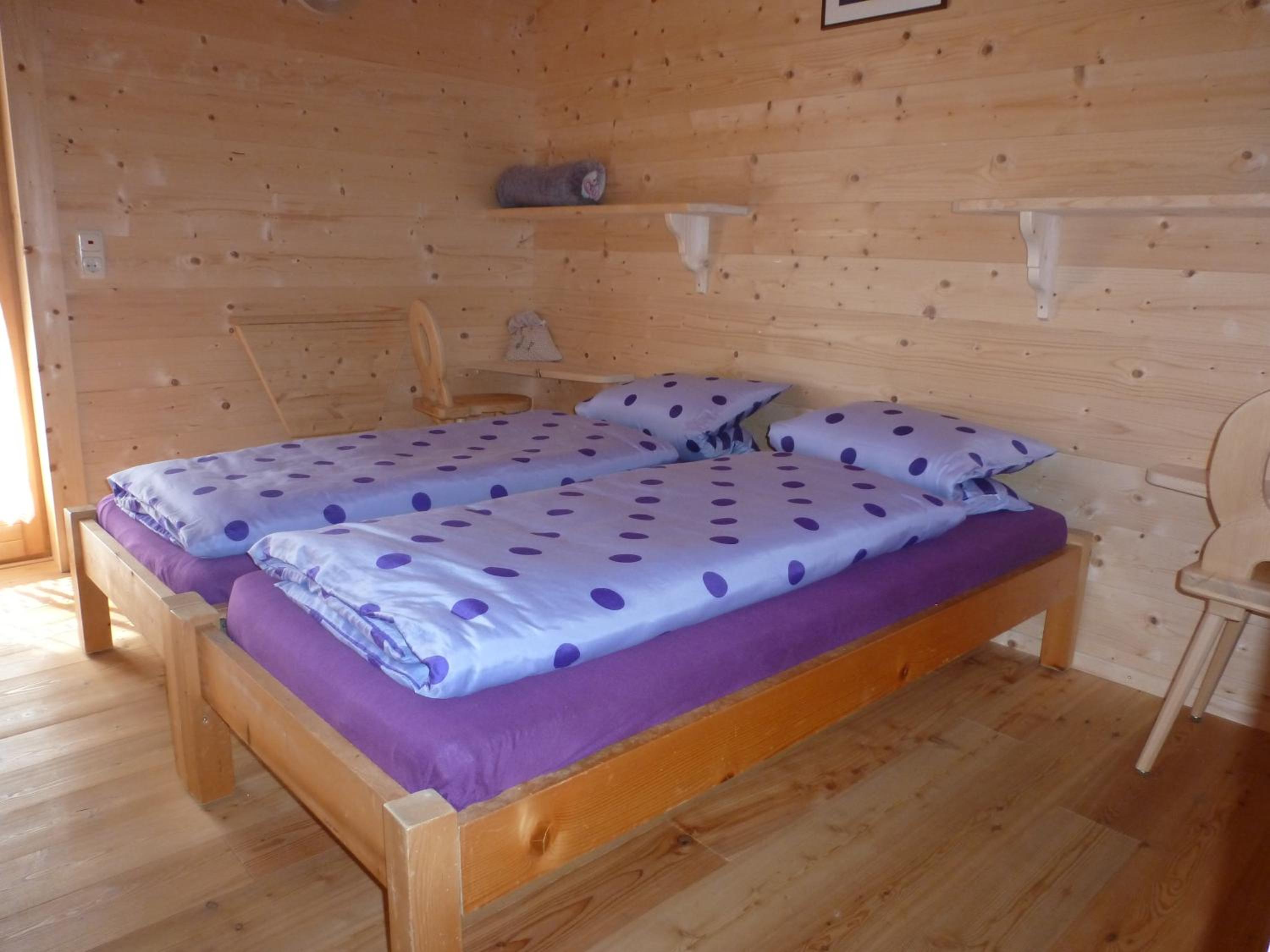 Quadruple Room with Balcony and Shared Bathroom photo 2