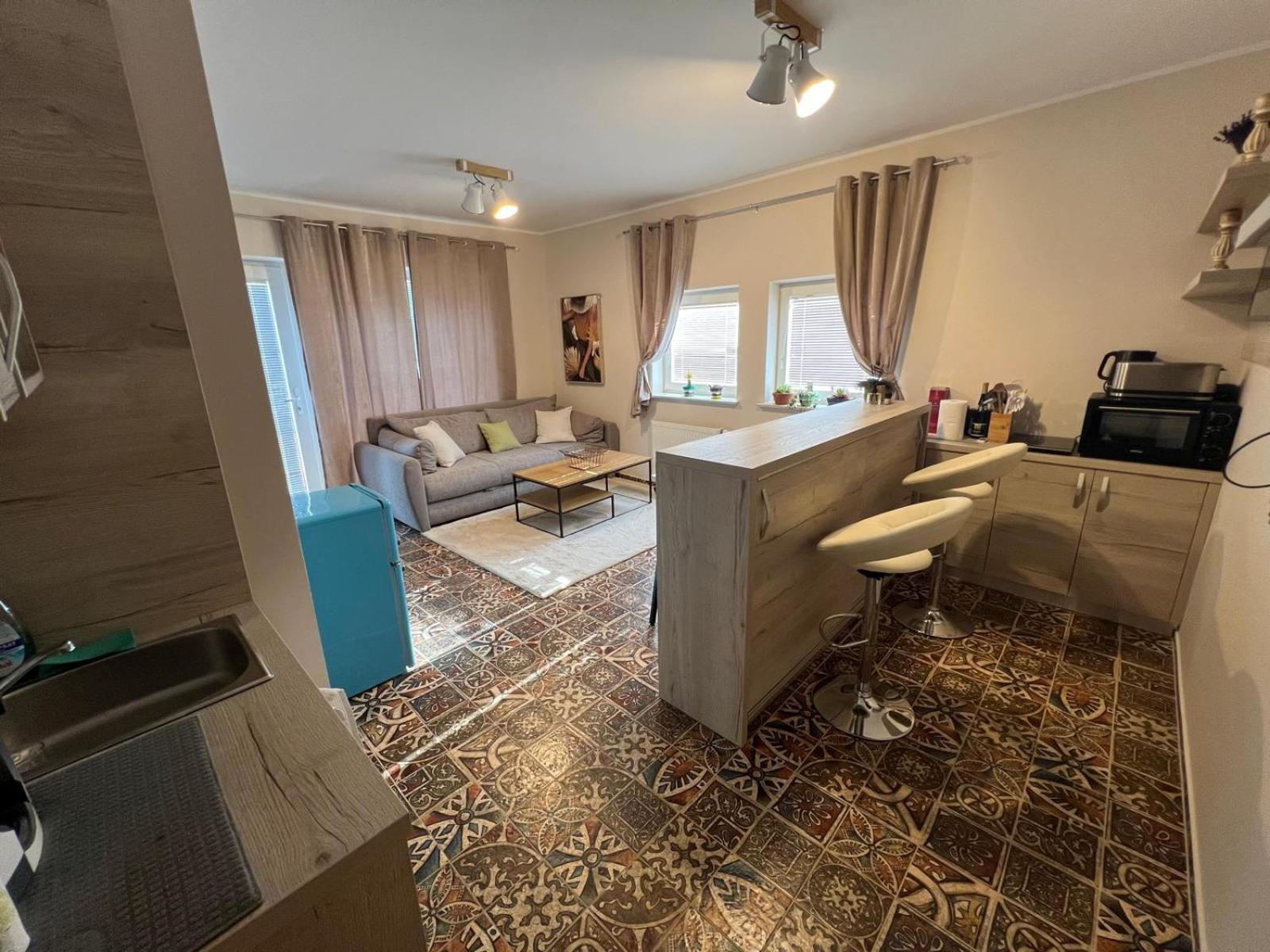 One-Bedroom Apartment with Terrace