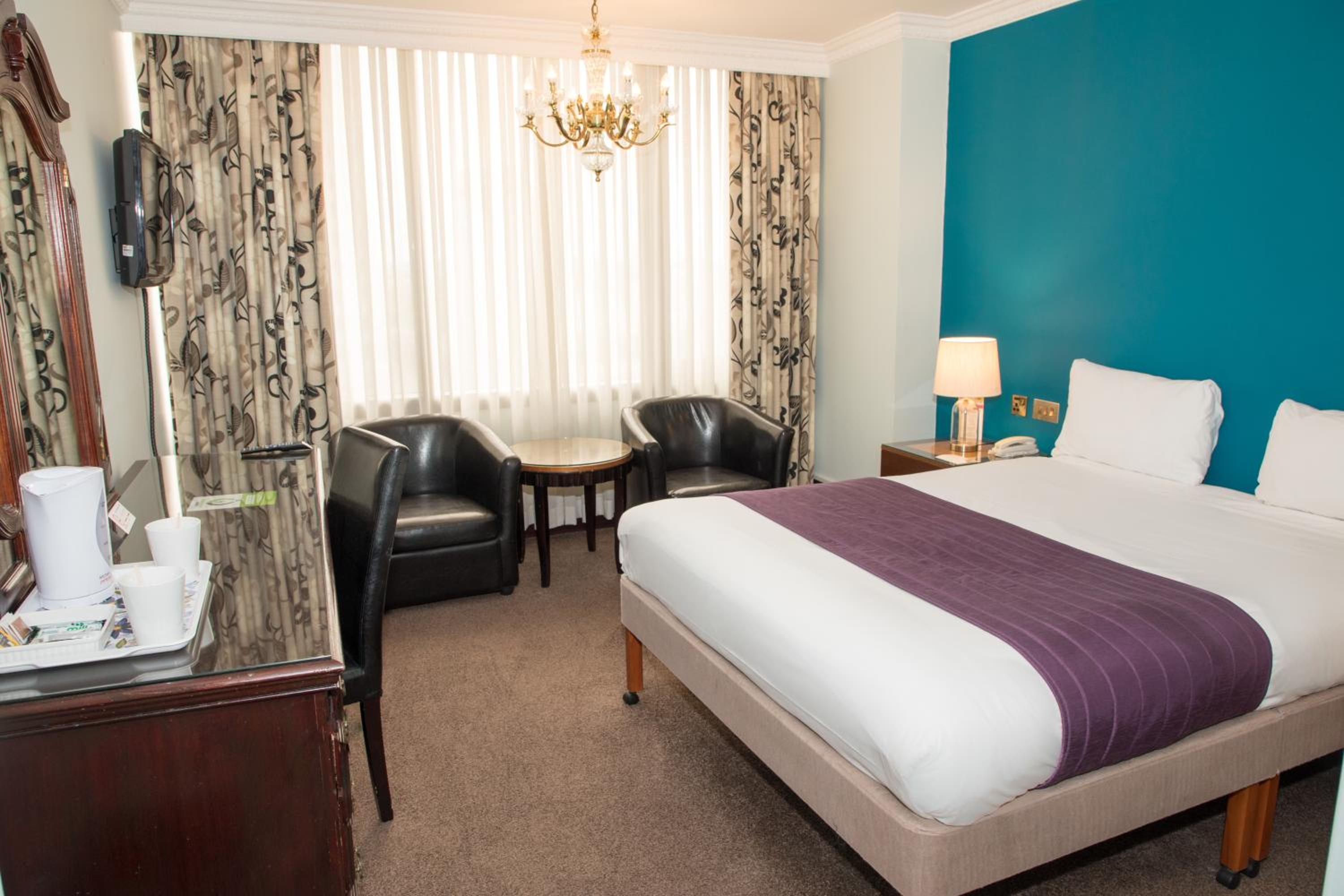 Standard Double Room photo 2
