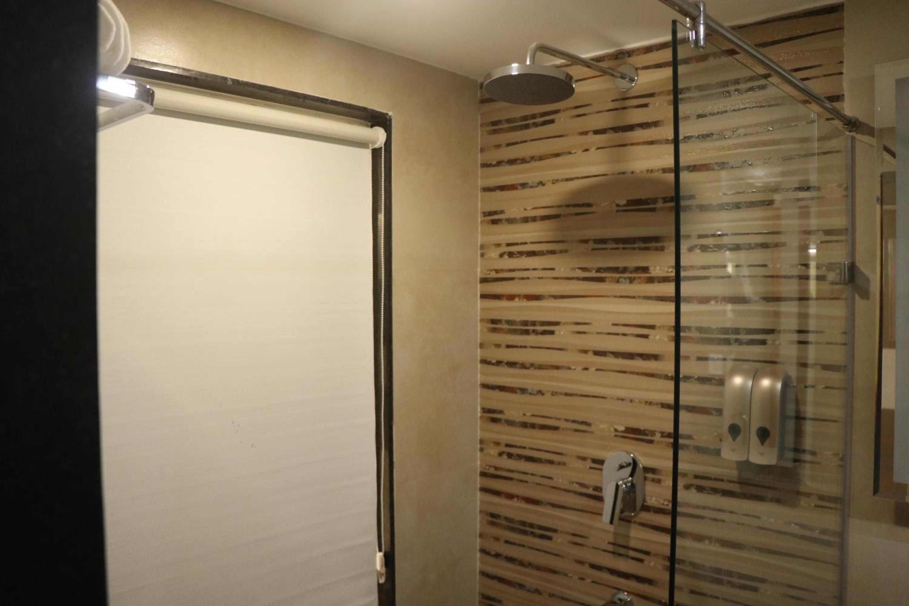 Executive Triple Room - Photo 2