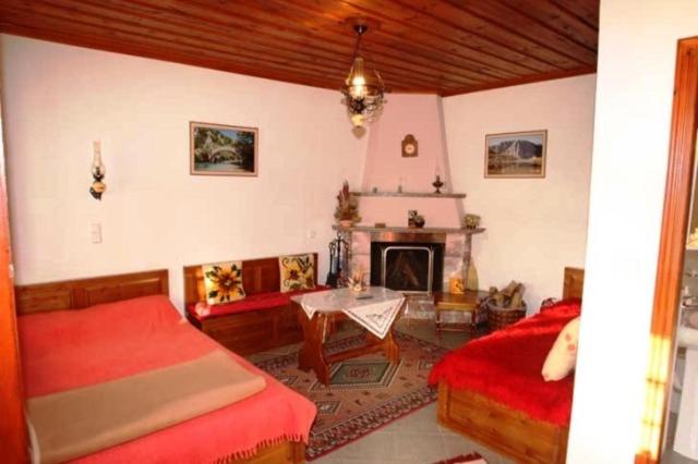 Double Room with Mountain View - Photo 1