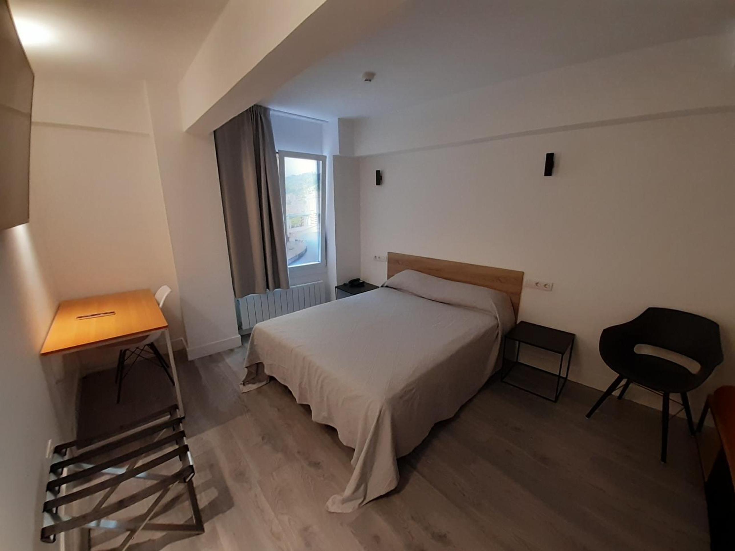 Superior Double Room - Photo 3