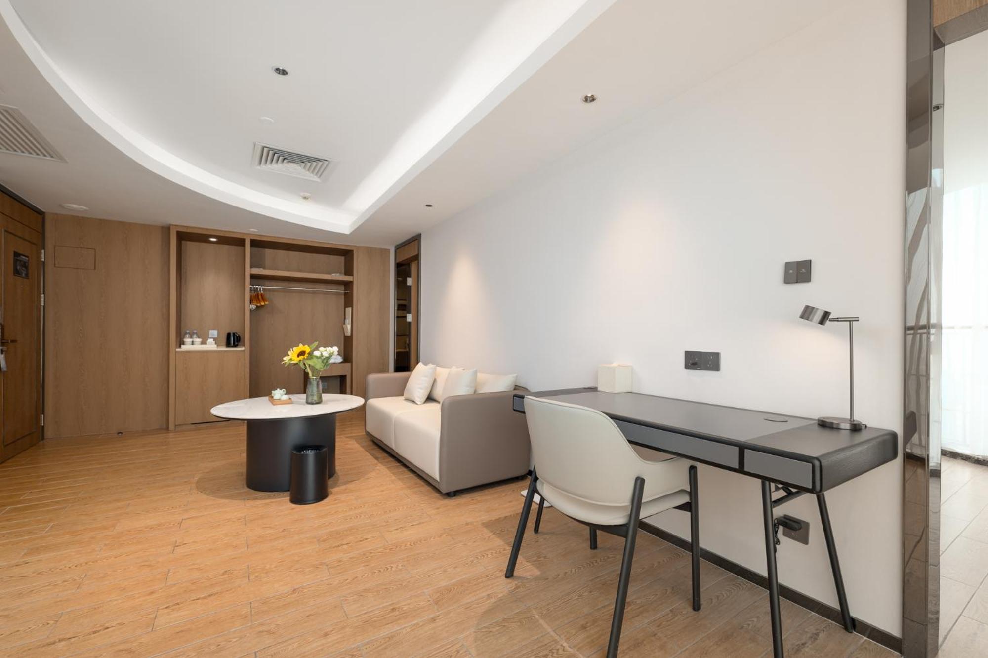 Atour Suite photo 1