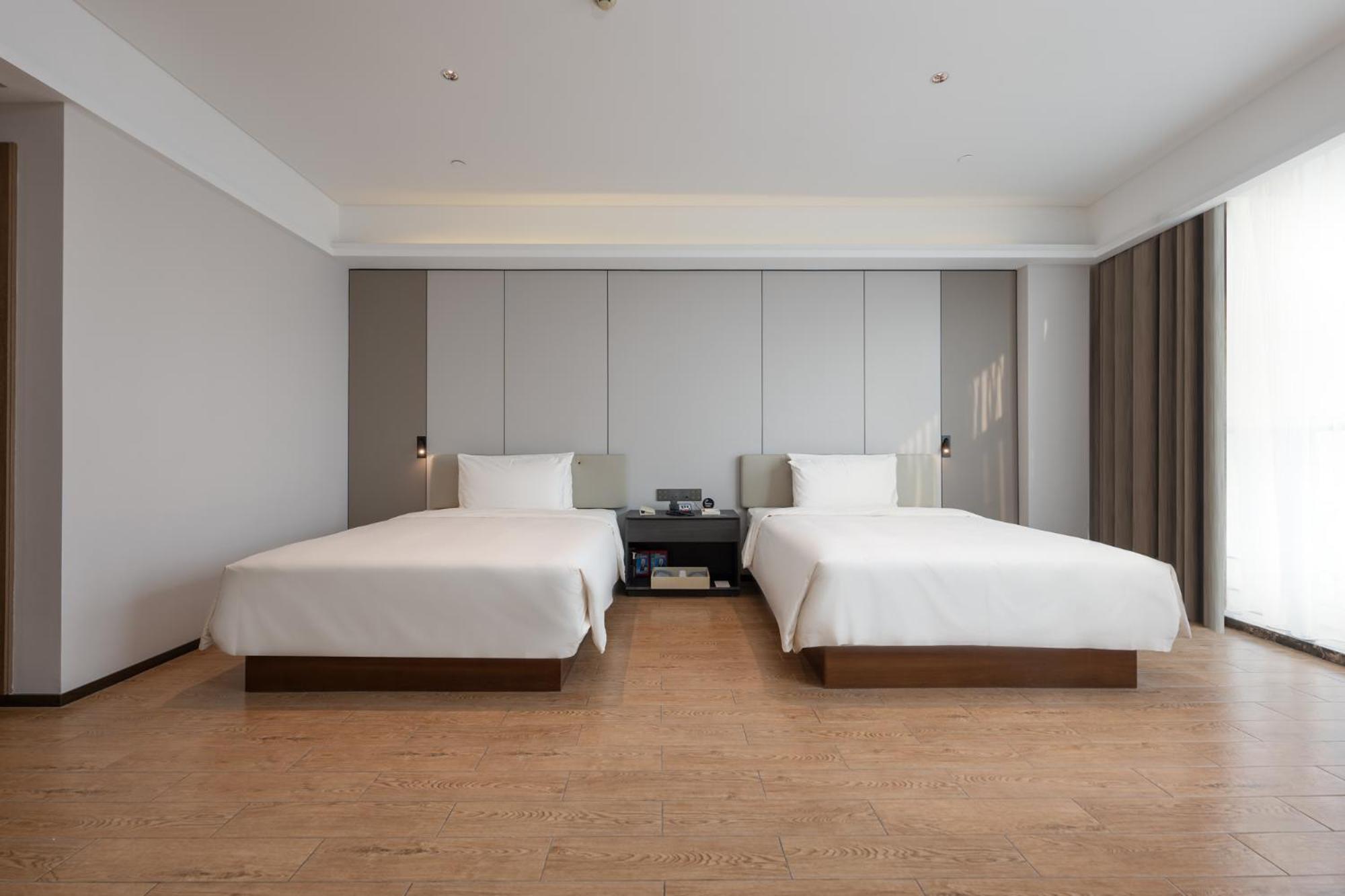 Superior Twin Room photo 3