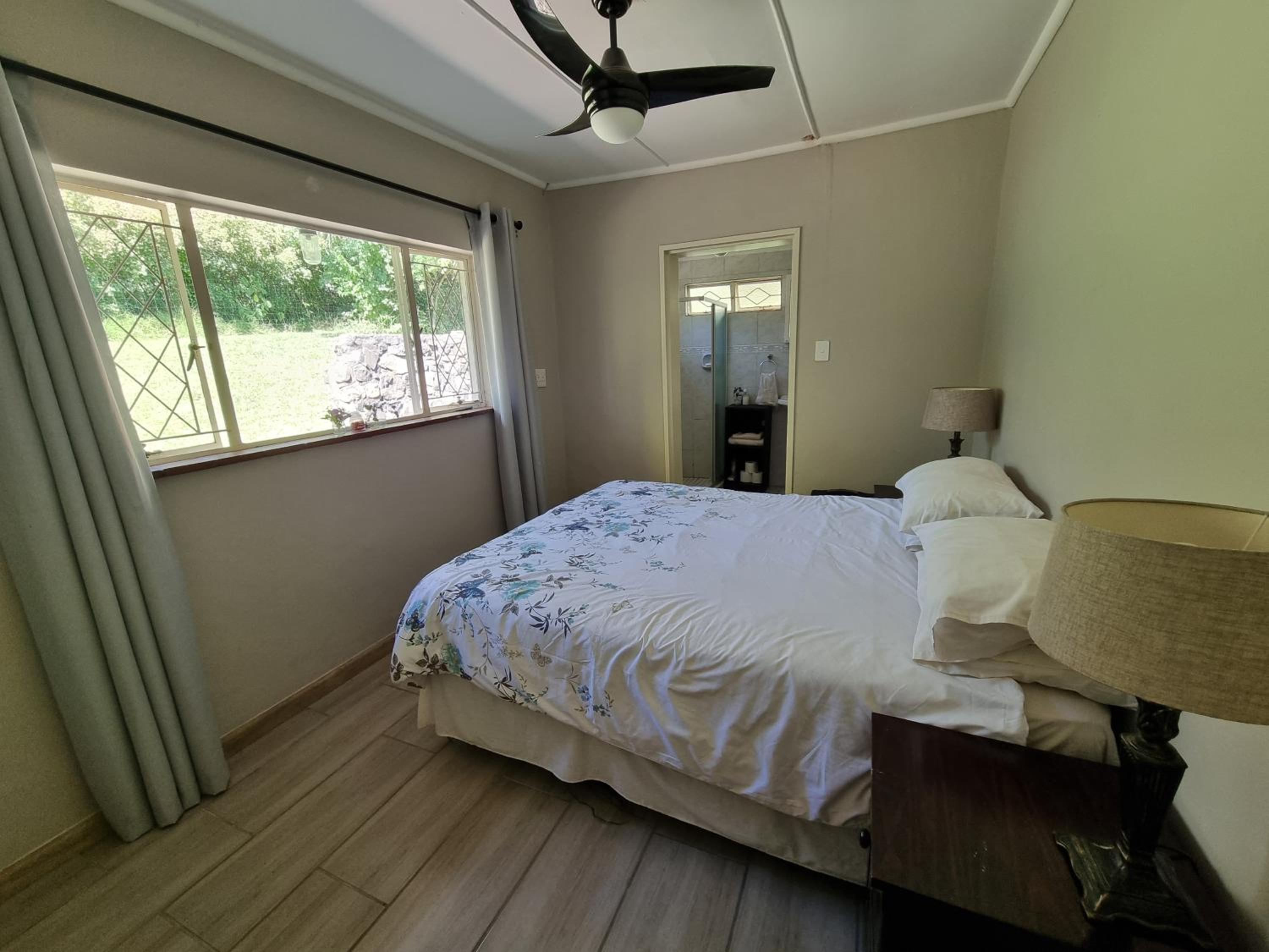 Three-Bedroom House photo 1