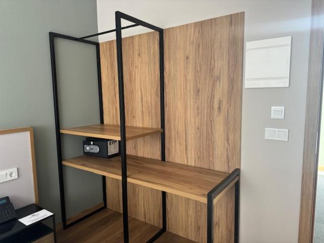 Large Single Room photo 2