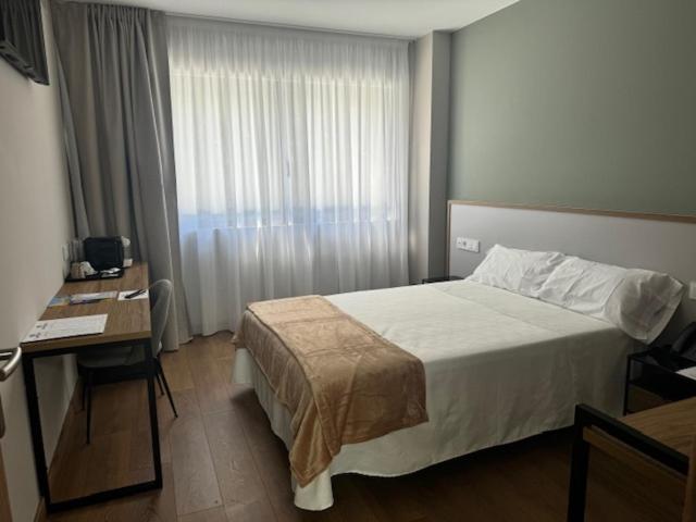 Large Single Room photo 3