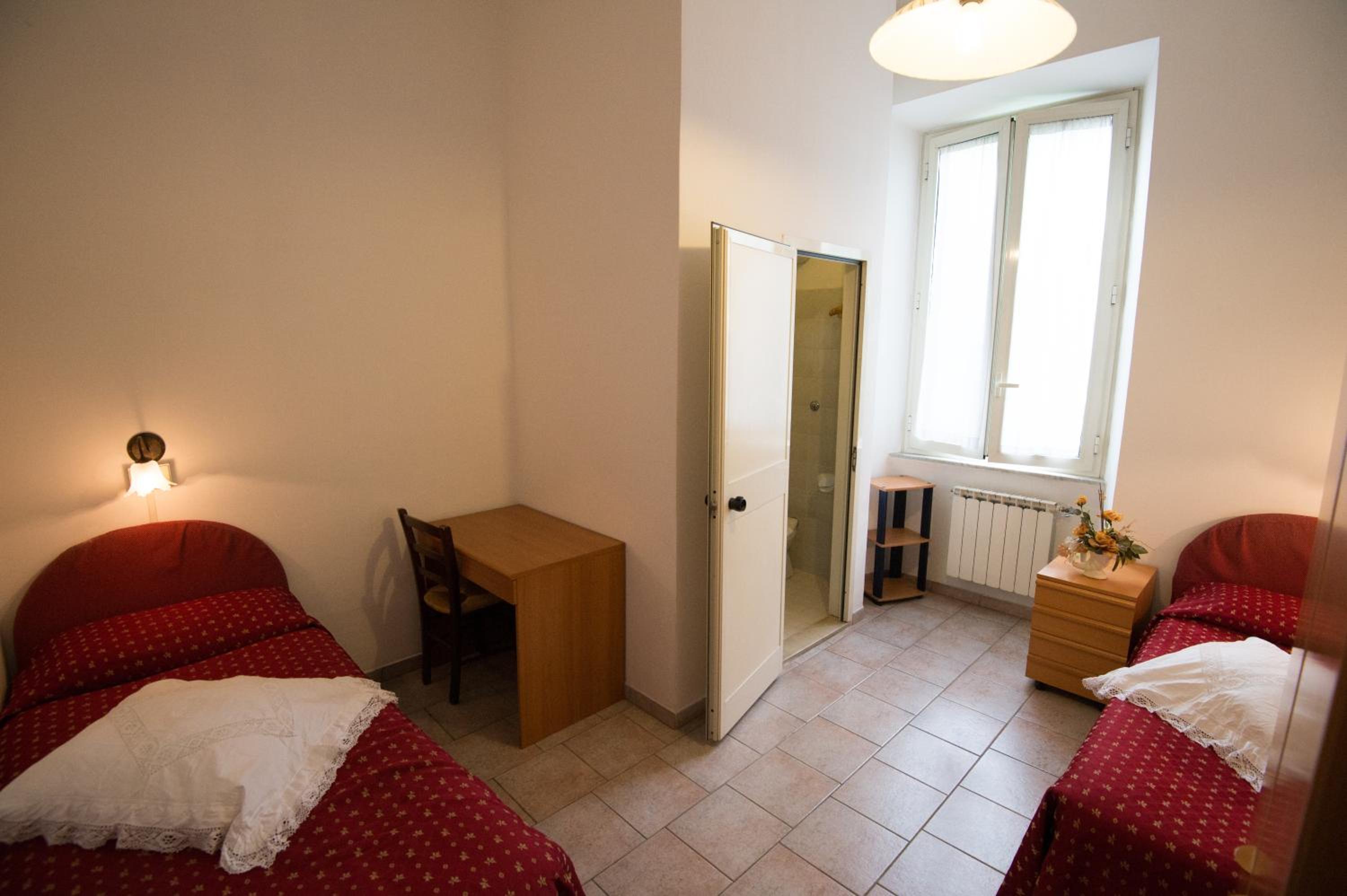 Twin Room photo 1