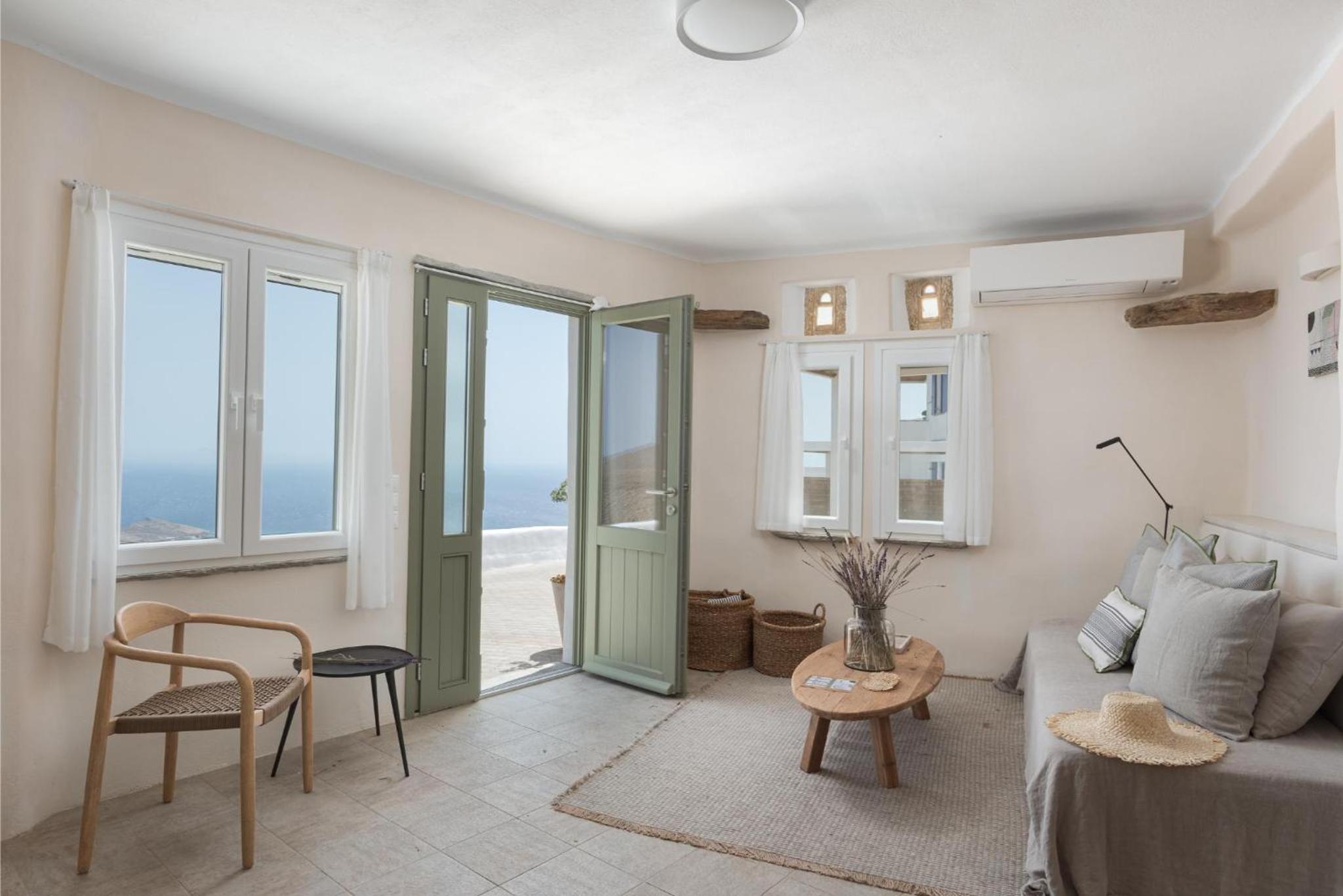 One-Bedroom Apartment with Sea View