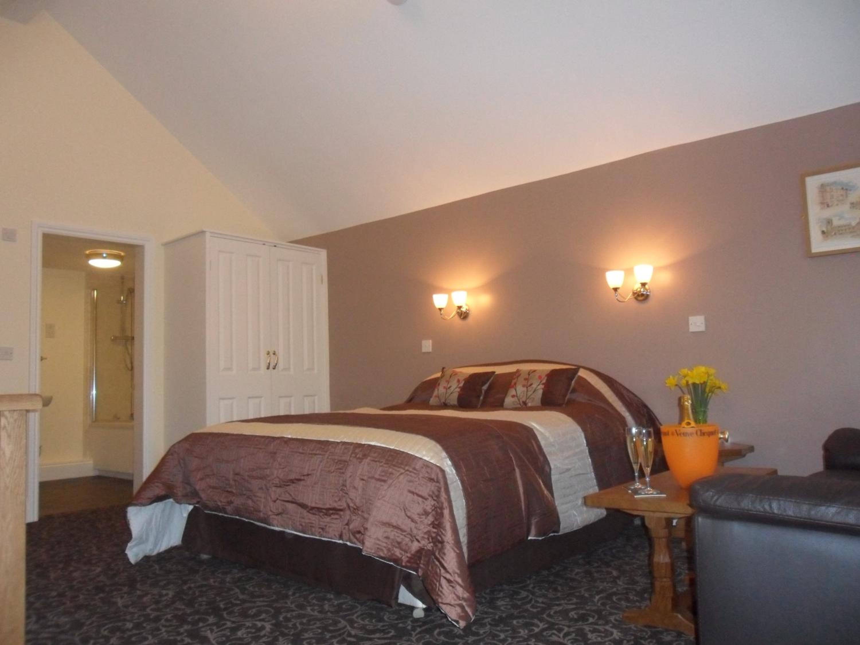 King Ensuite photo 2