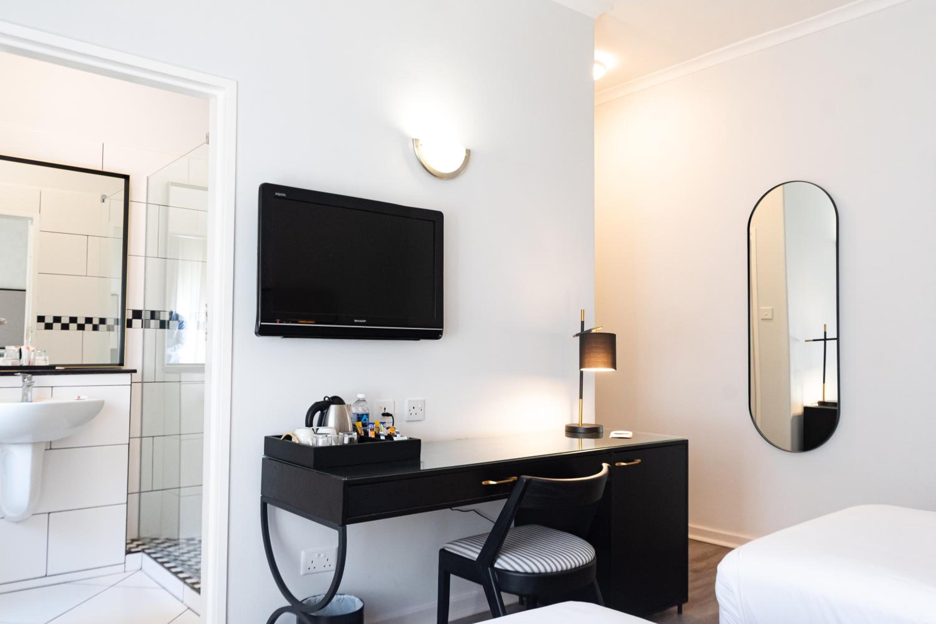 Superior Twin Room - Photo 1
