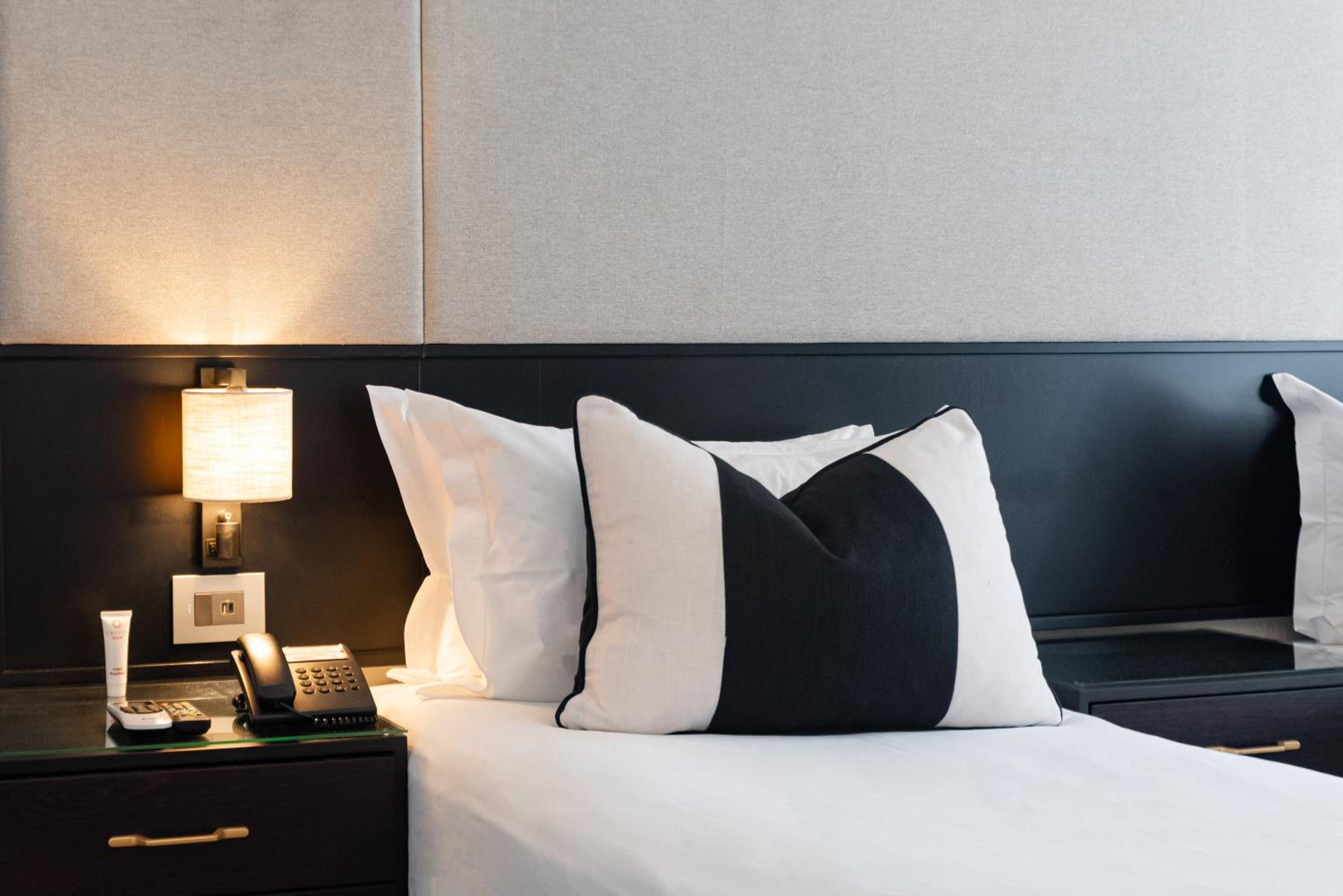 Superior Twin Room - Photo 8