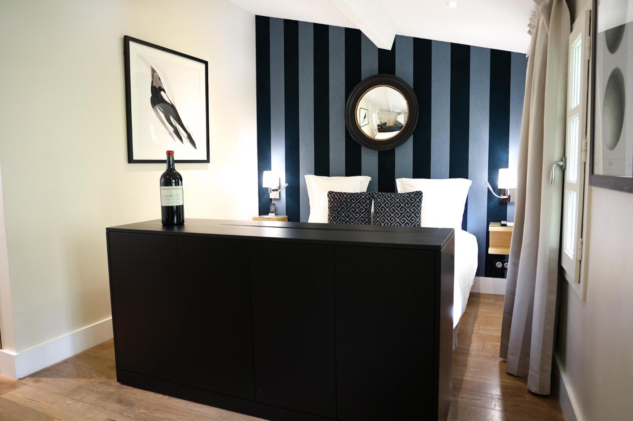 Elegance Double Room - Photo 3