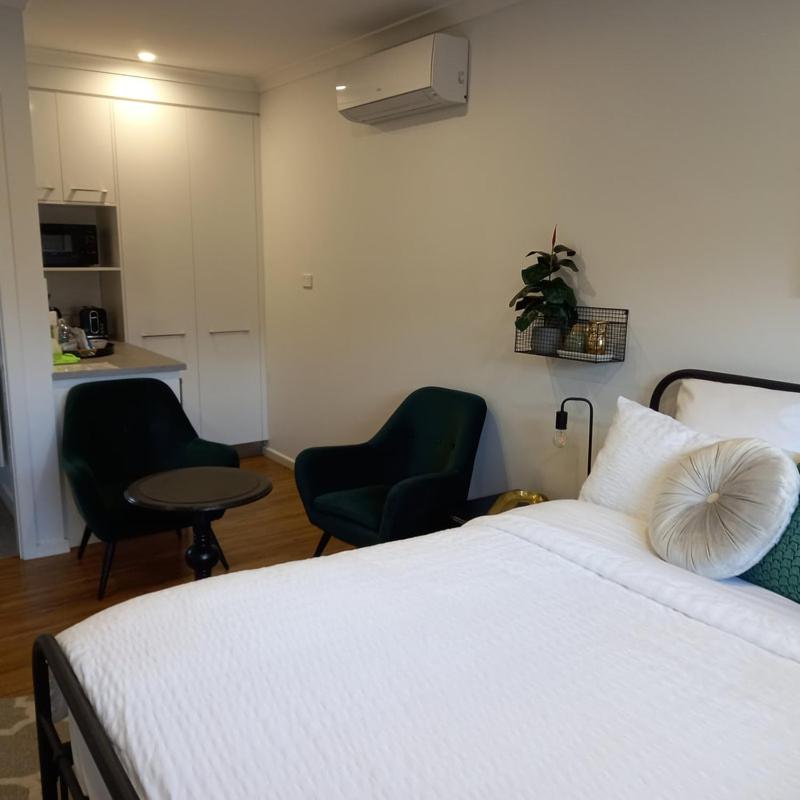 Studio Apartment photo 3