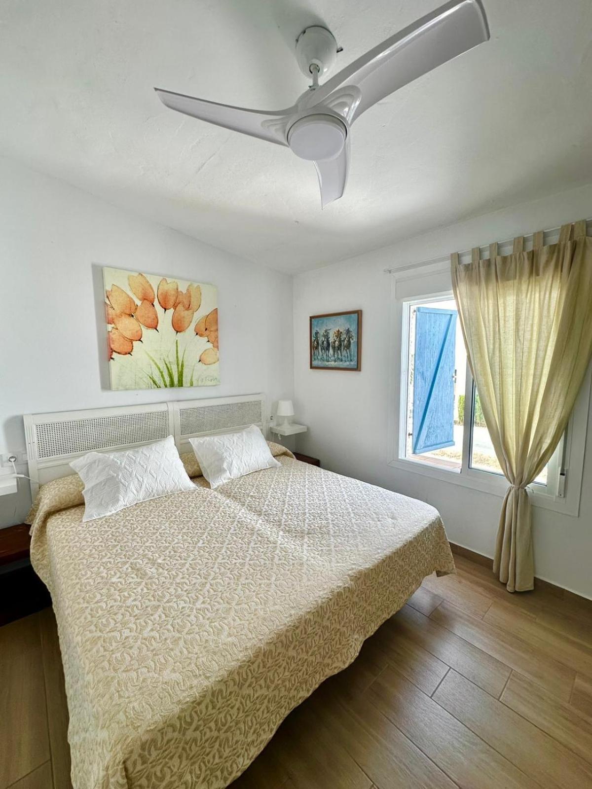 Four-Bedroom House photo 3