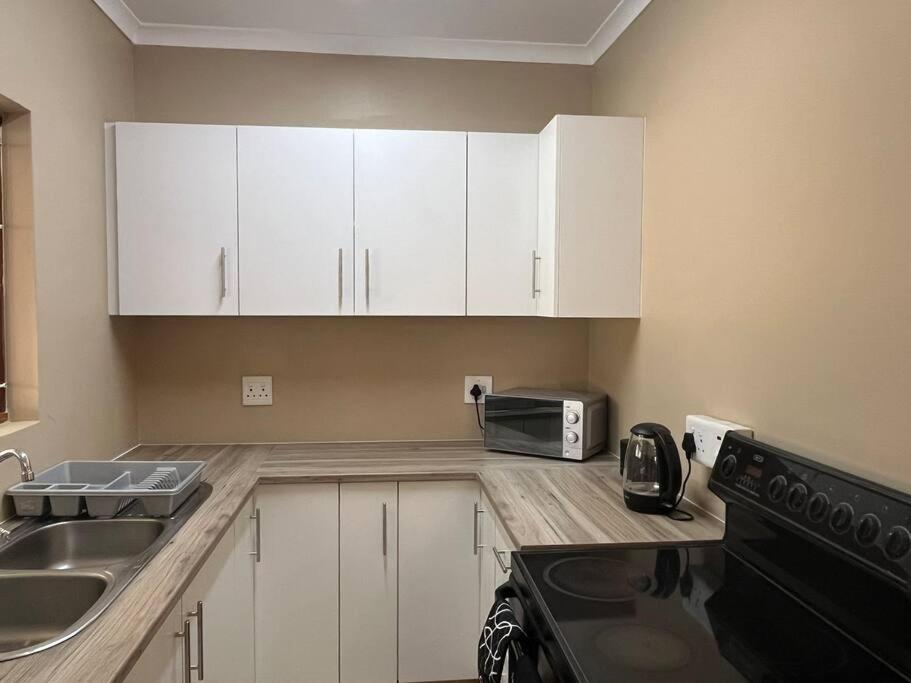 Two-Bedroom House photo 2