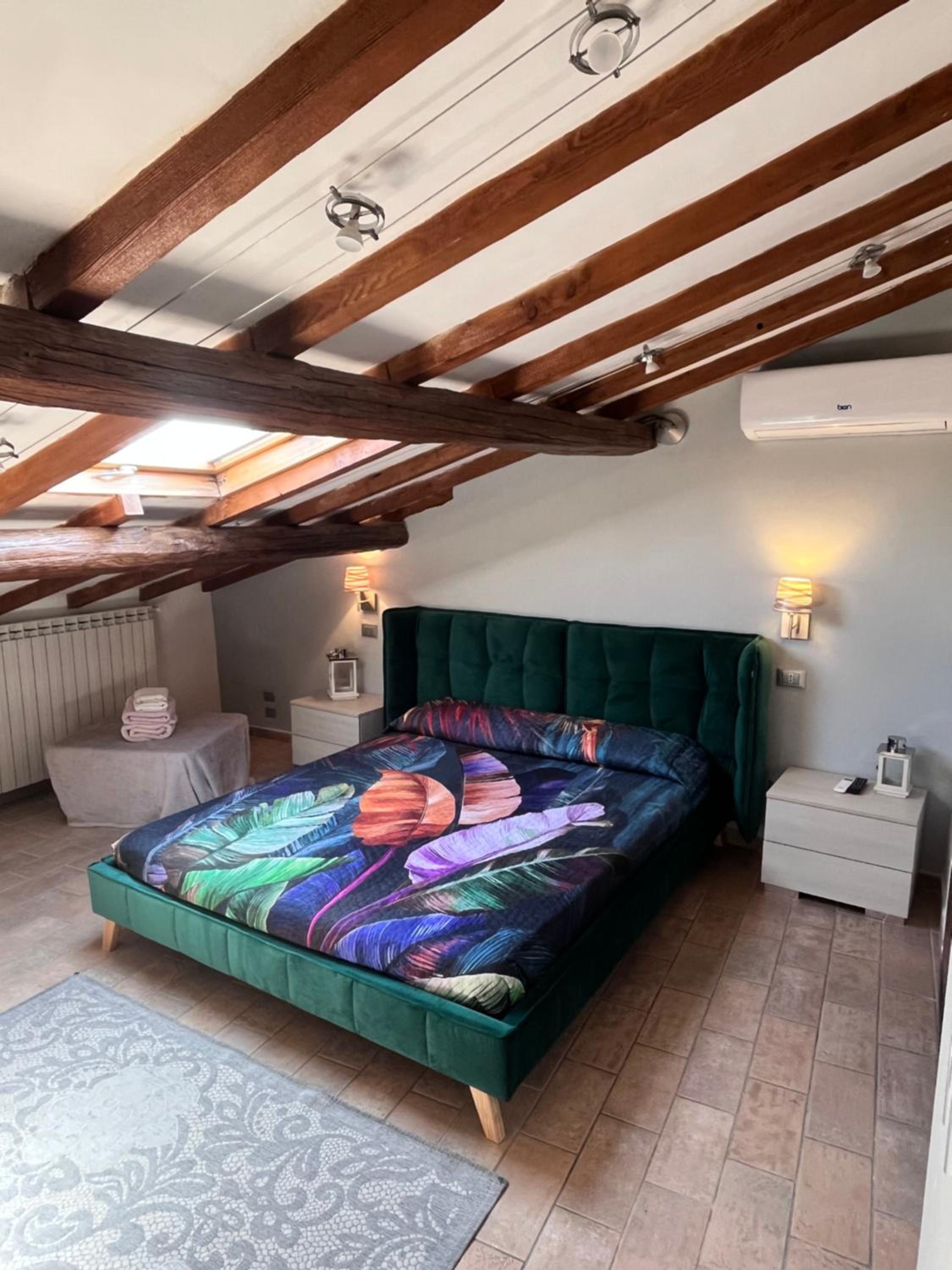 Double Room - Attic - Annex photo 2