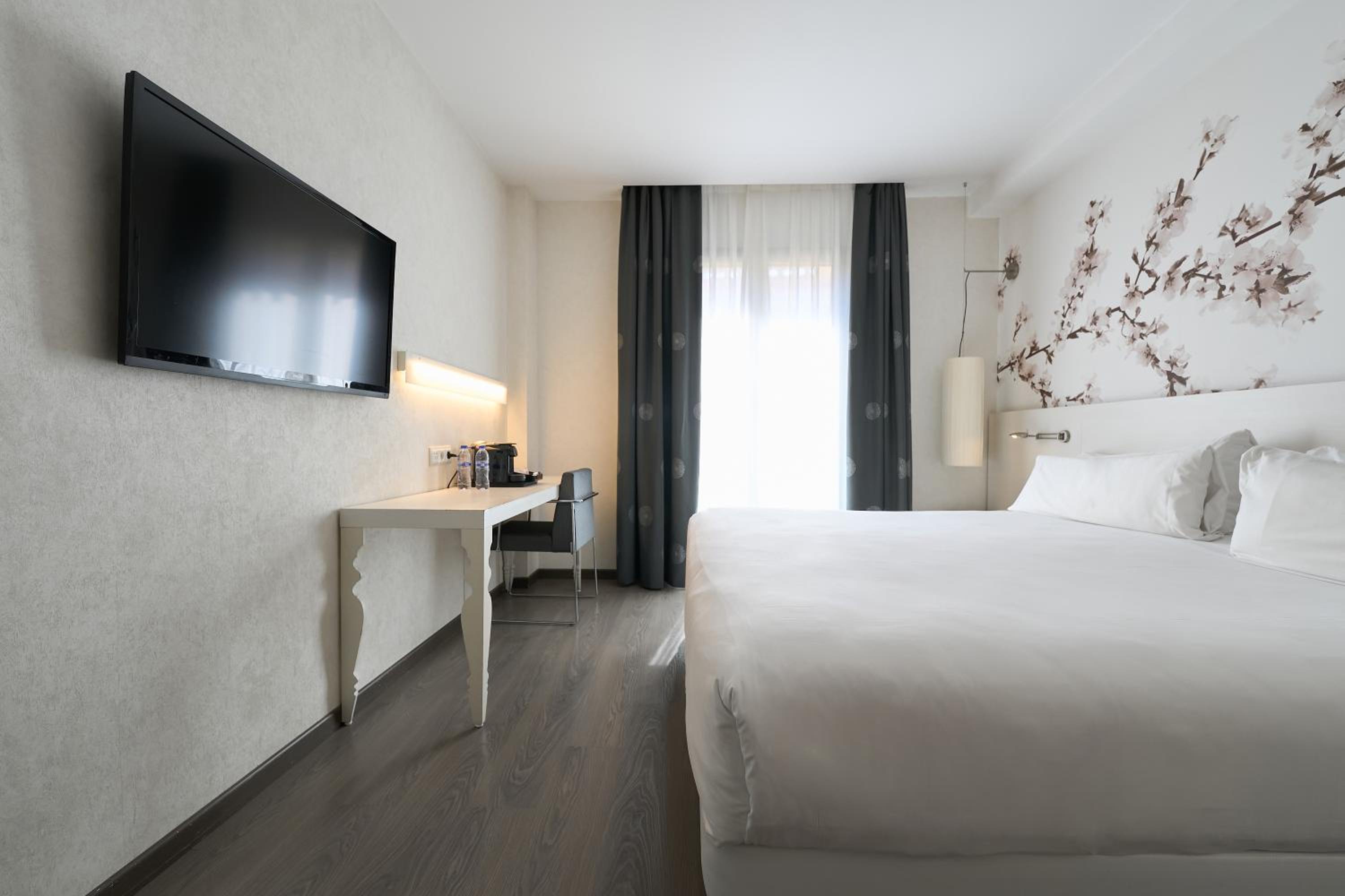 Superior Double or Twin Room photo 2
