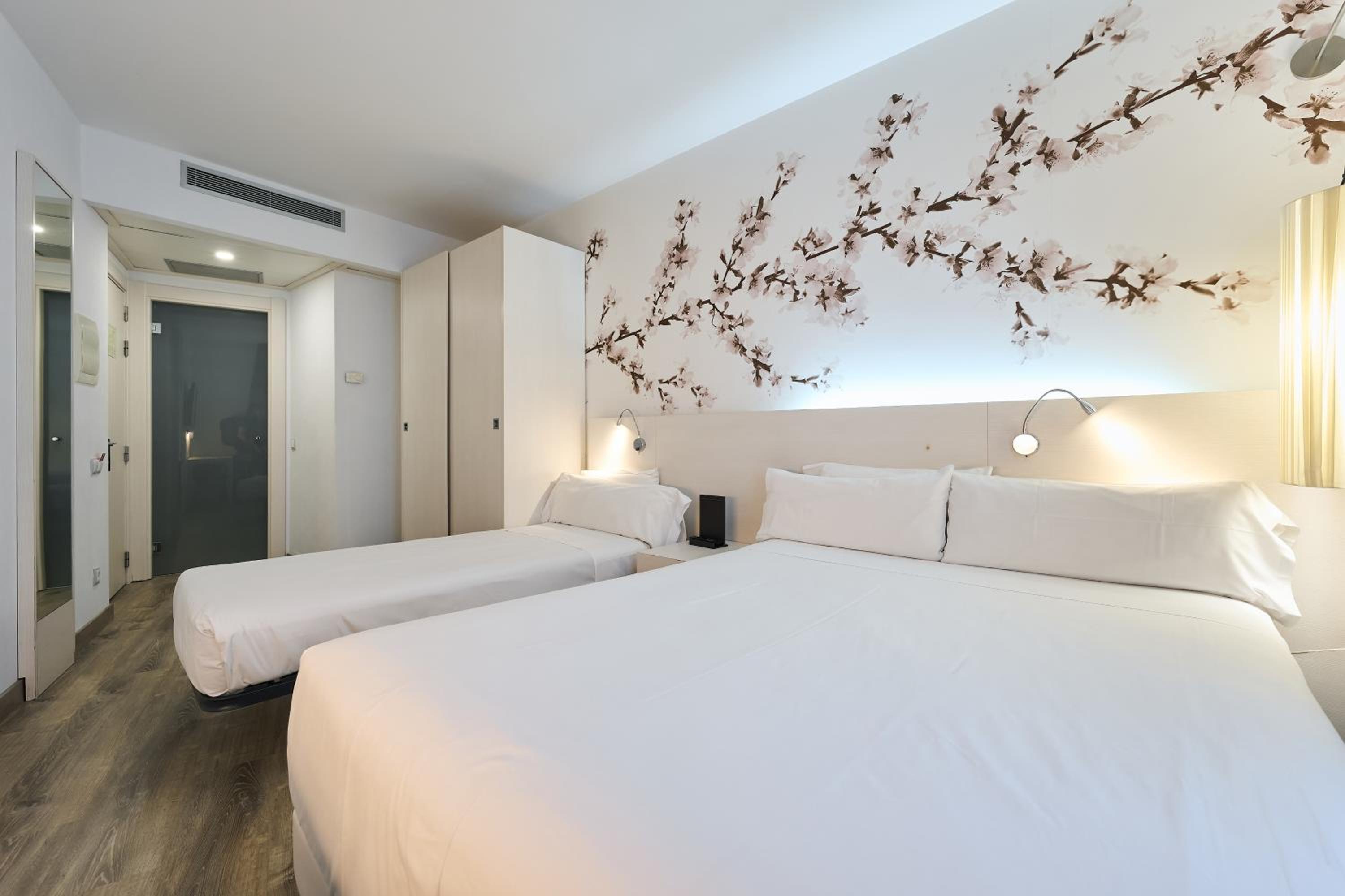 Triple Room photo 2