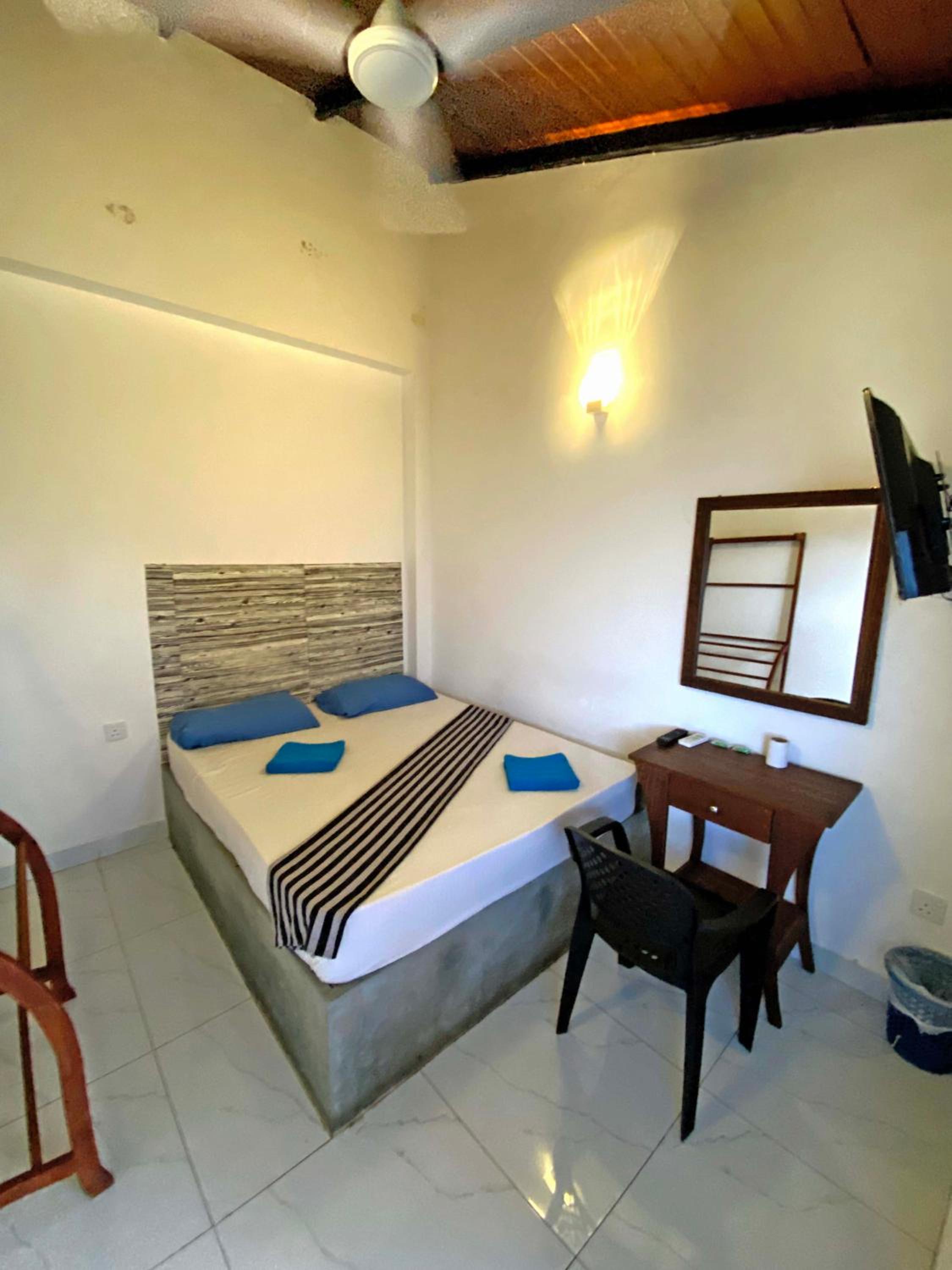 Standard Double Room photo 3