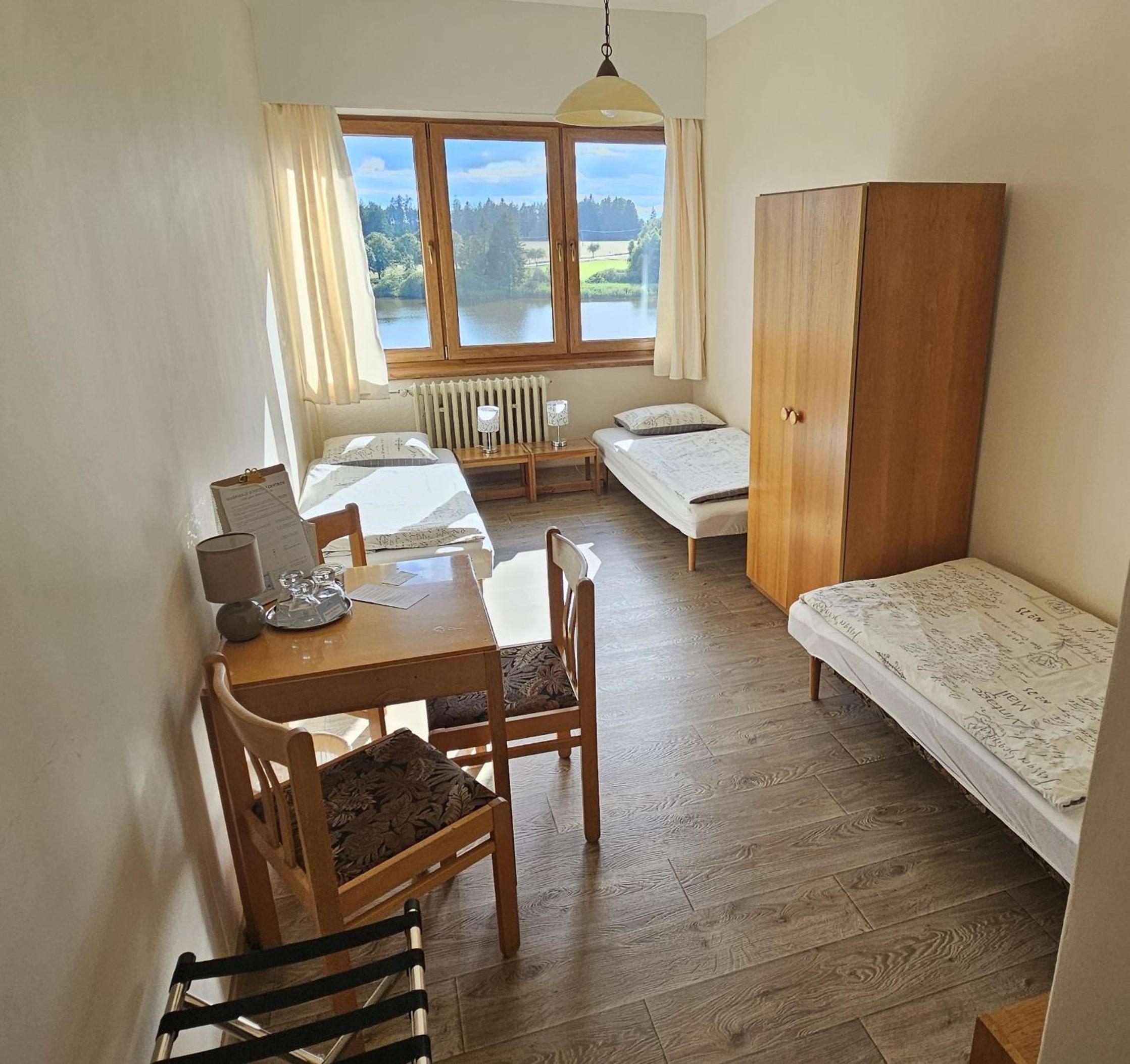 Standard Triple Room - Photo 10