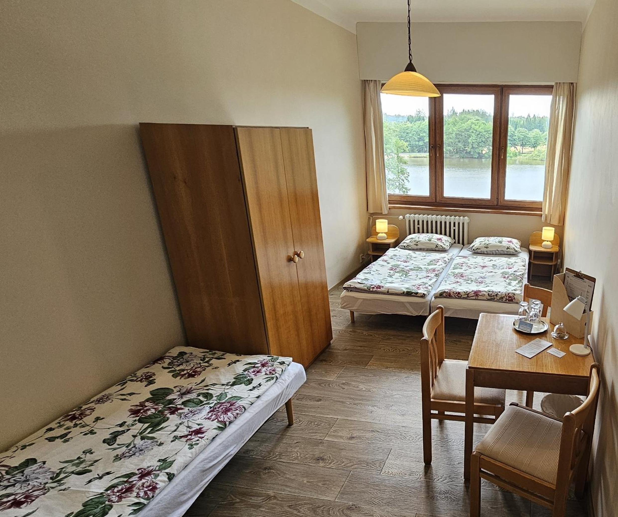 Standard Triple Room - Photo 7