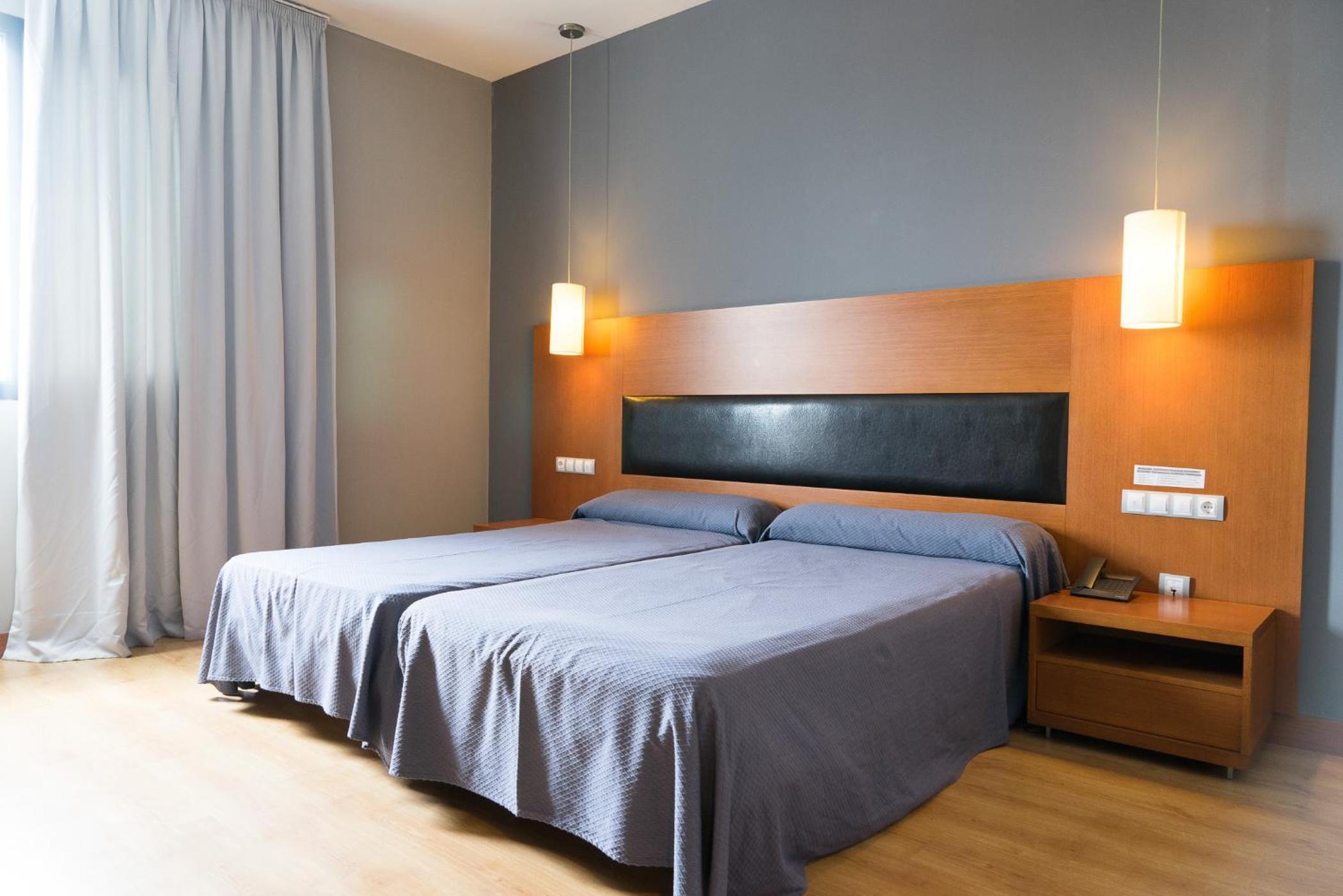 Double or Twin Room photo 3