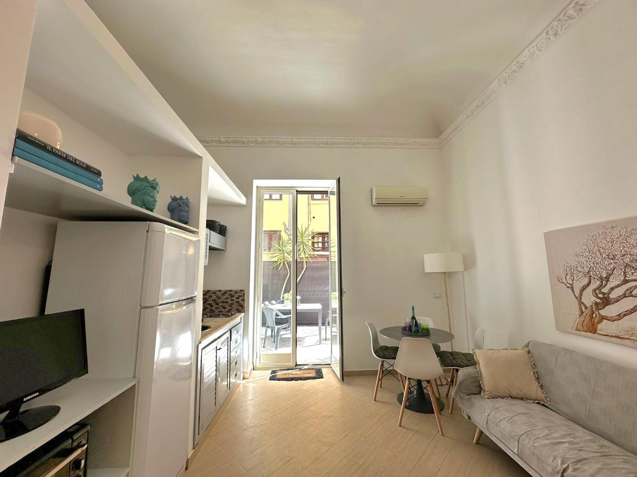 One-Bedroom Apartment