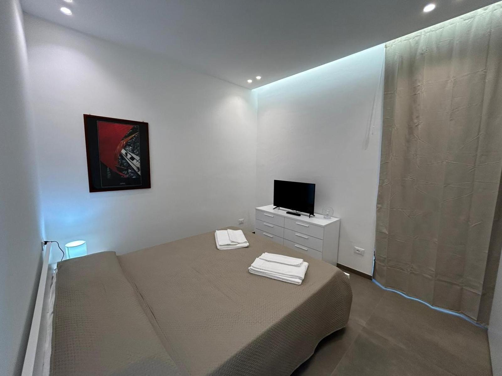 Two-Bedroom House photo 2