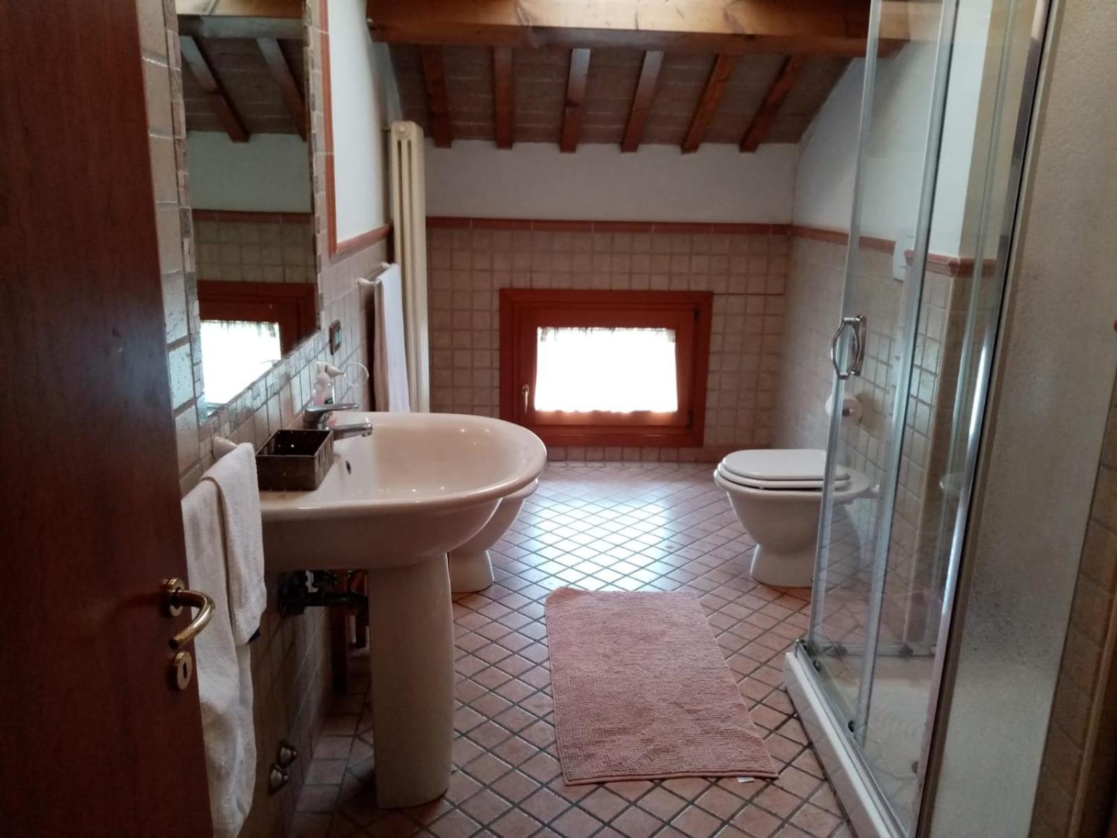 Quadruple Room - Photo 3