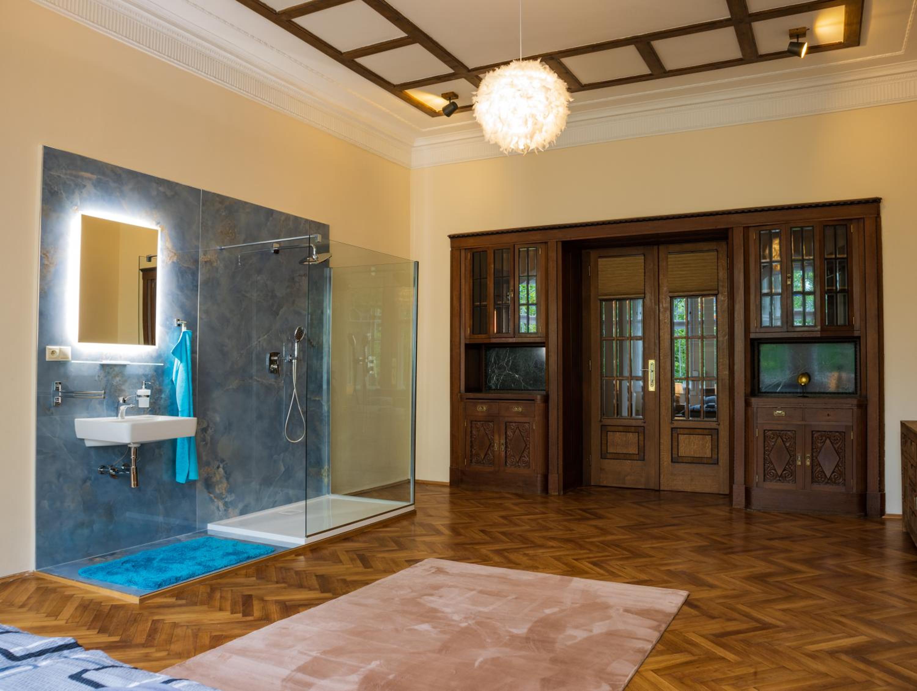 Two-Bedroom Apartment with Terrace photo 2