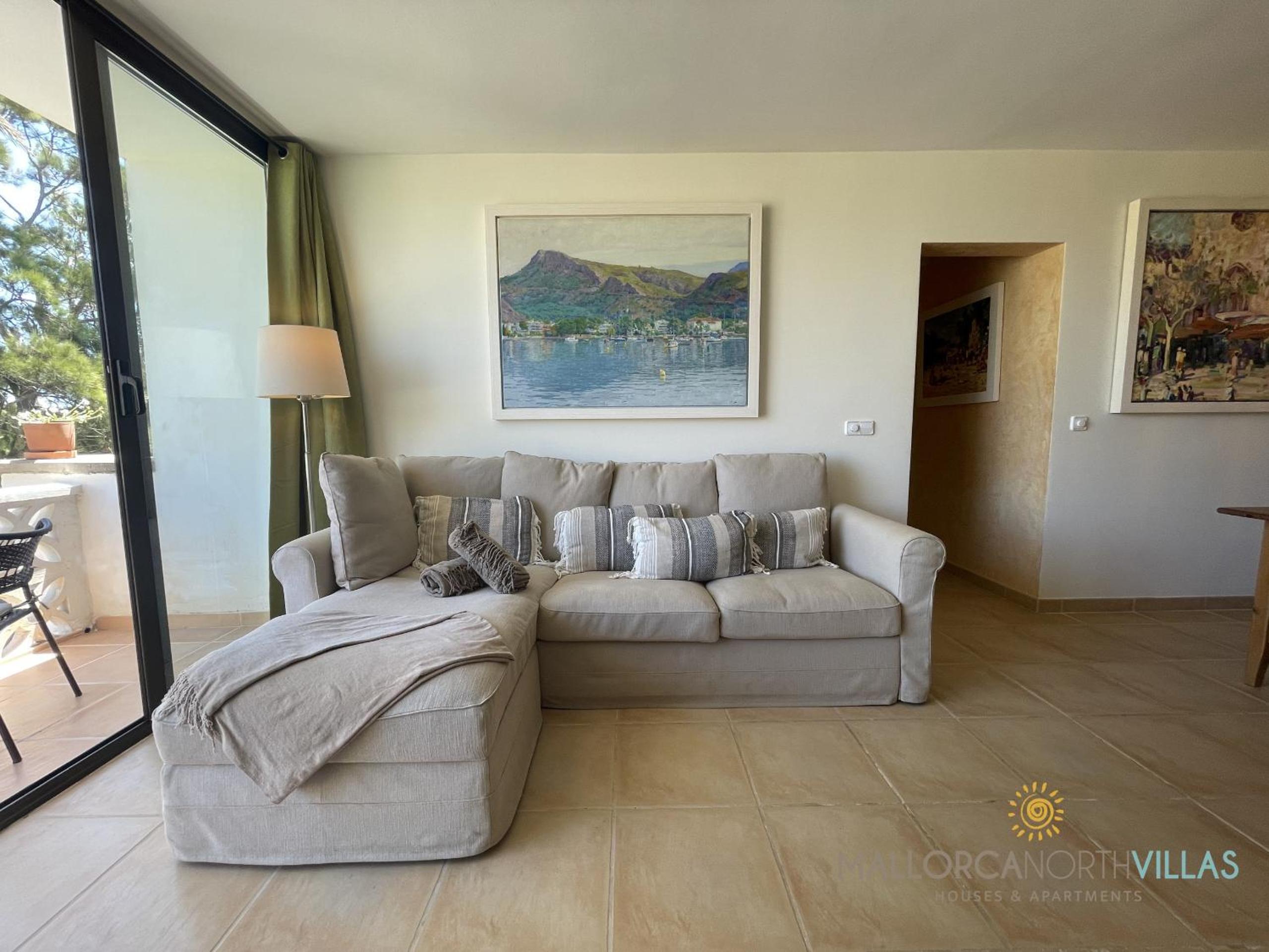 Apartamento de Dos Habitaciones con Vista