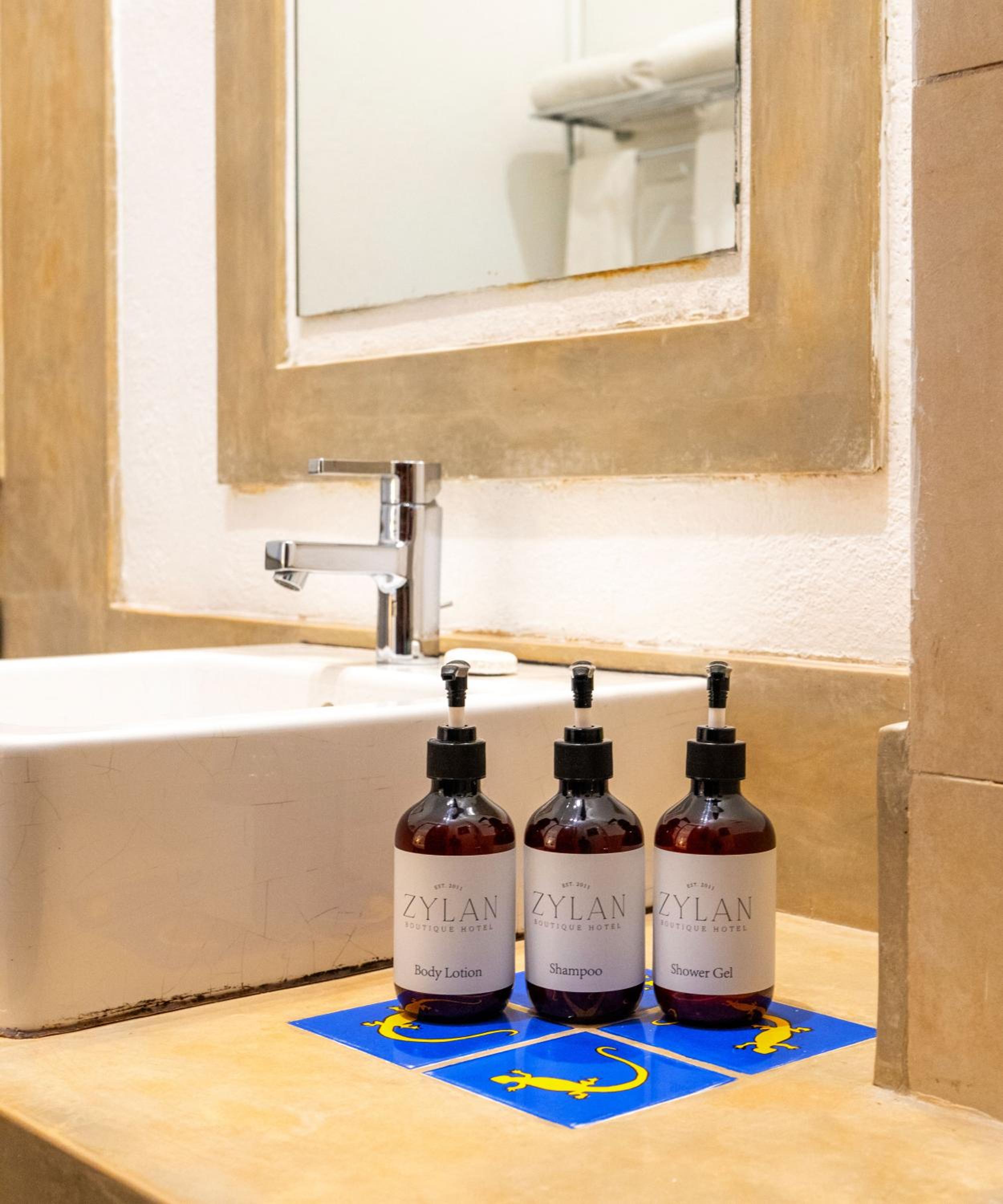 Deluxe Triple Room with 10% off on Food & Beverage photo 2