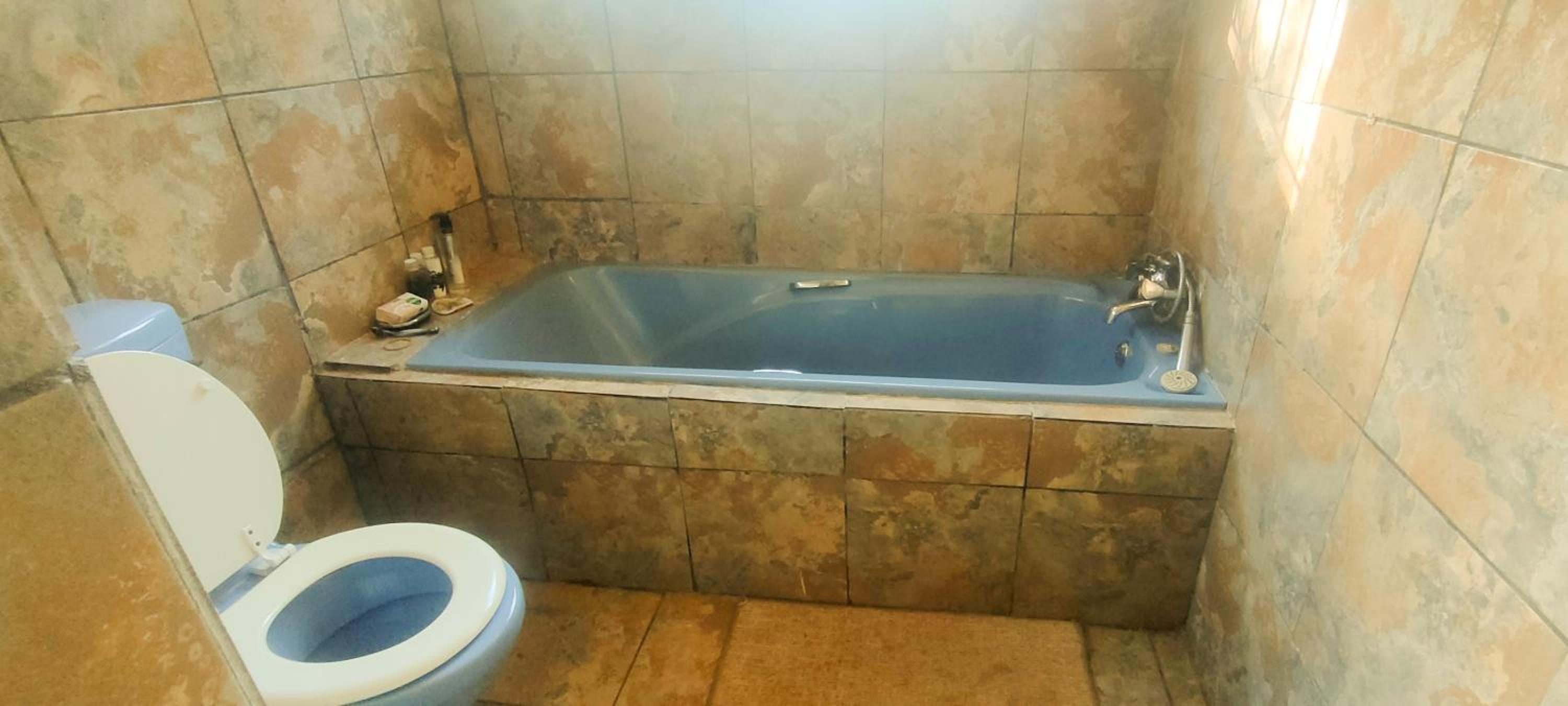 Comfort Double Room with Bath - Photo 4